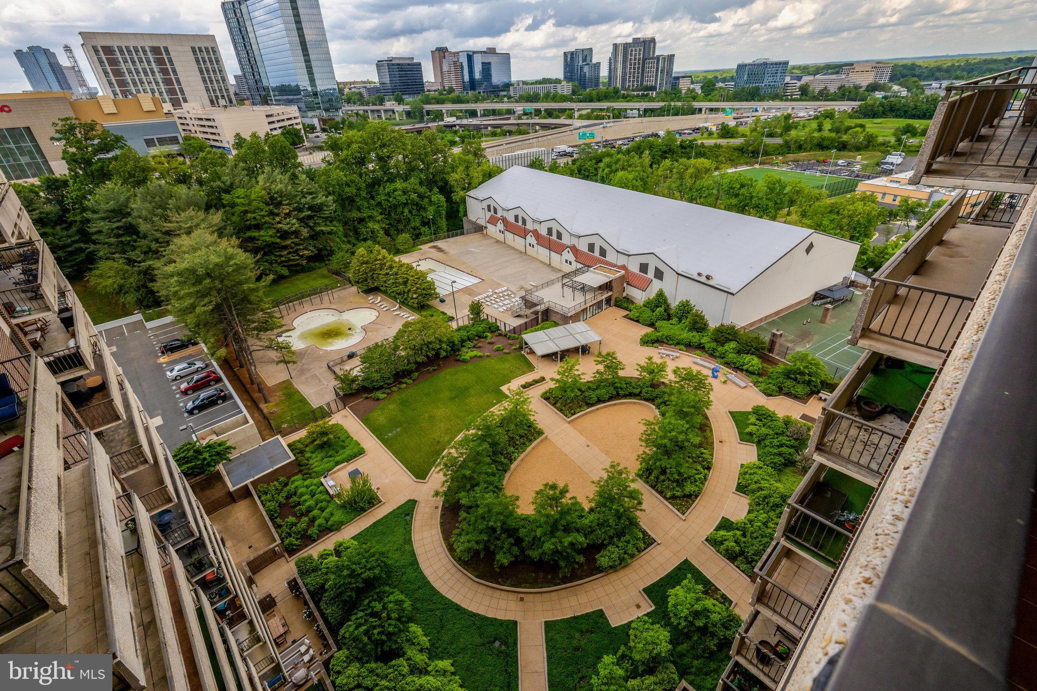 1800 Old Meadow Rd #1610