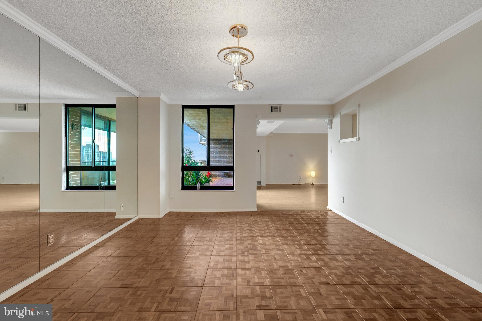 1800 Old Meadow Rd #1610