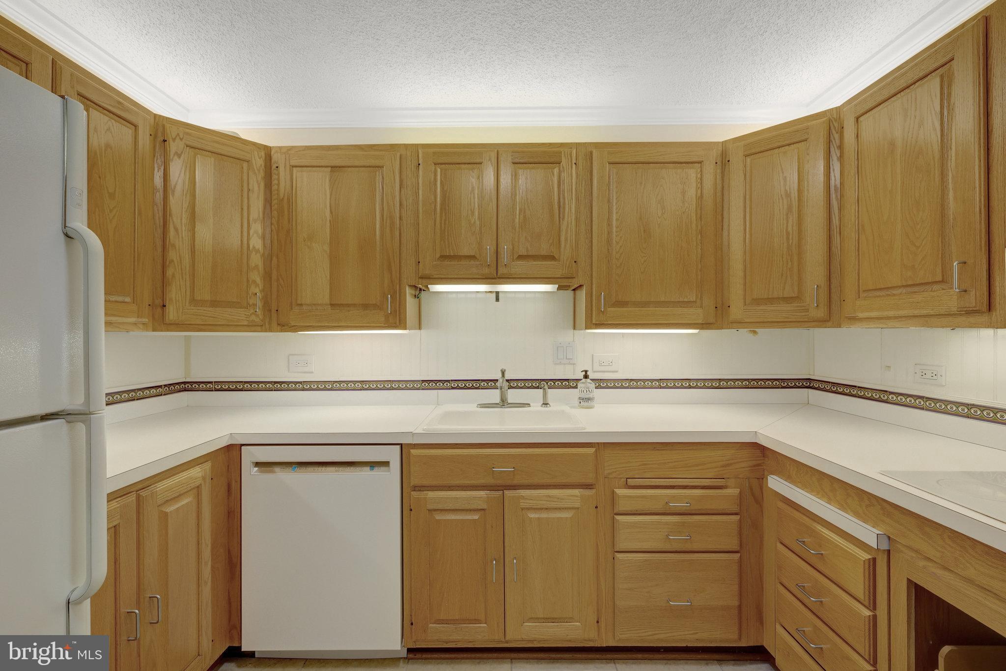 1800 Old Meadow Rd #1610