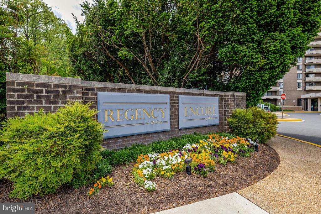 1800 Old Meadow Rd #1610