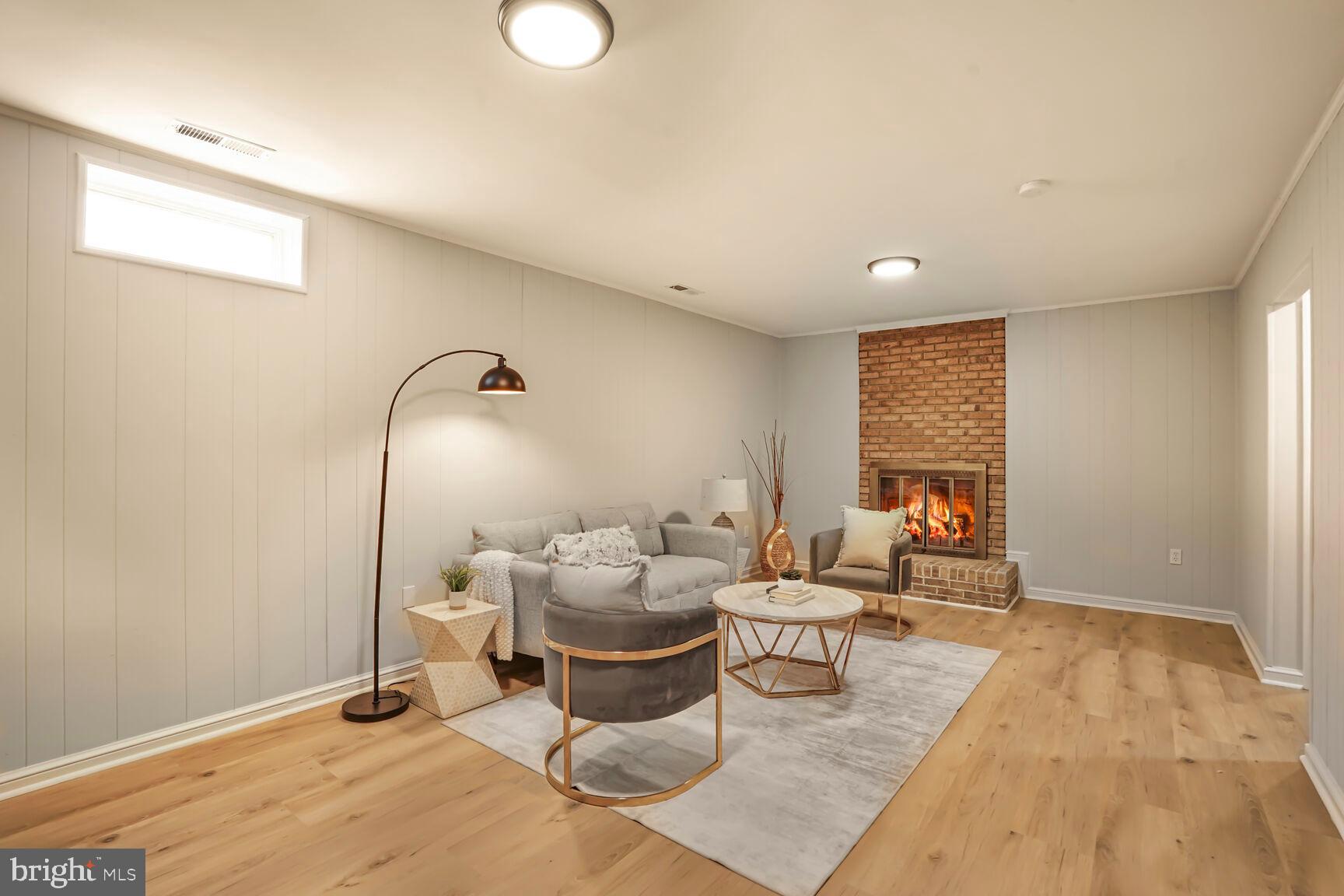 8601 Burling Wood Dr