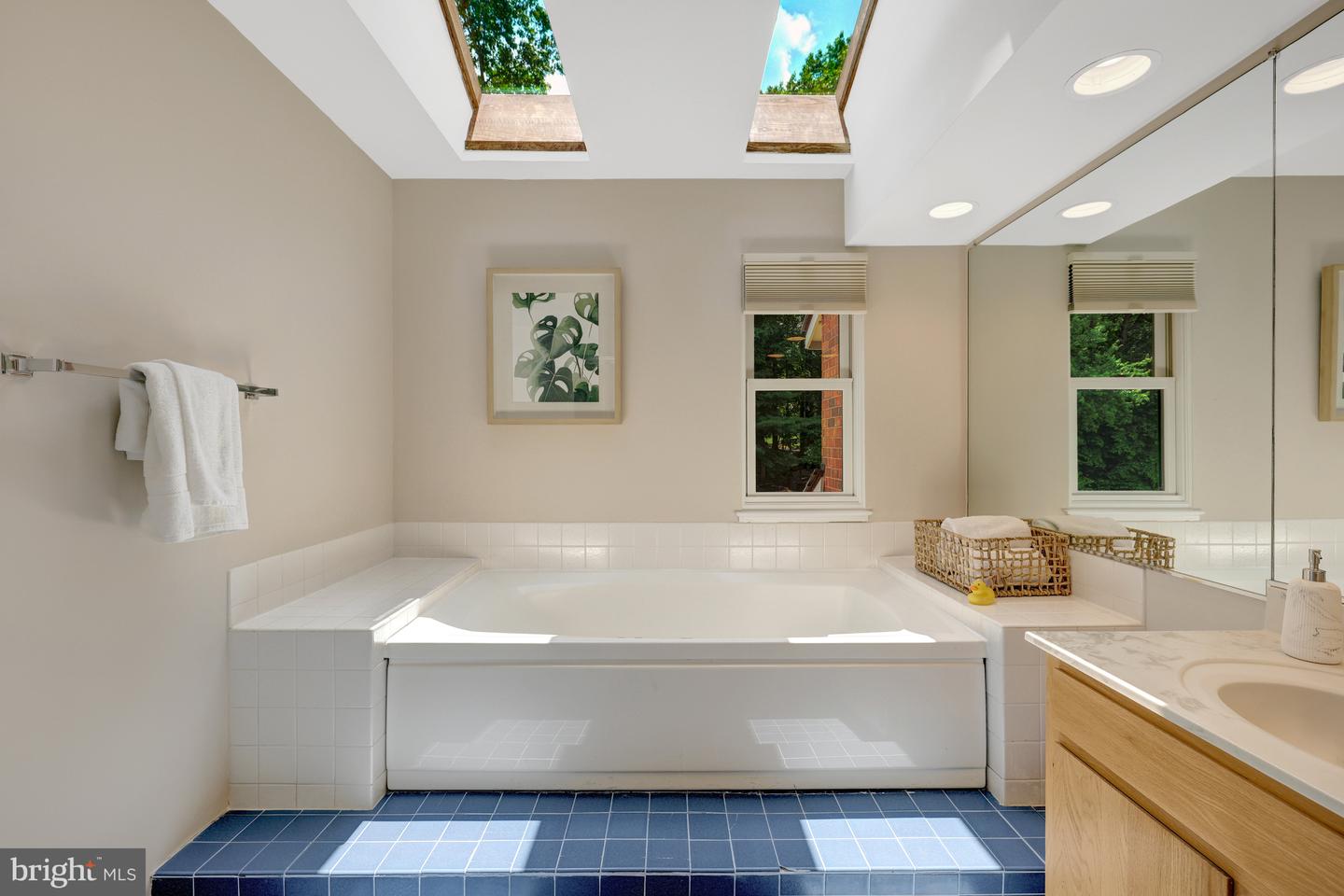 11064 Thrush Ridge Rd