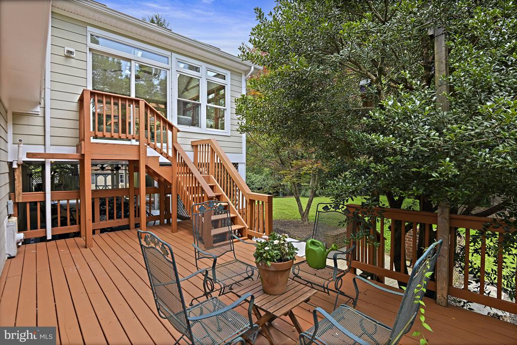 1681 Abbey Oak Dr