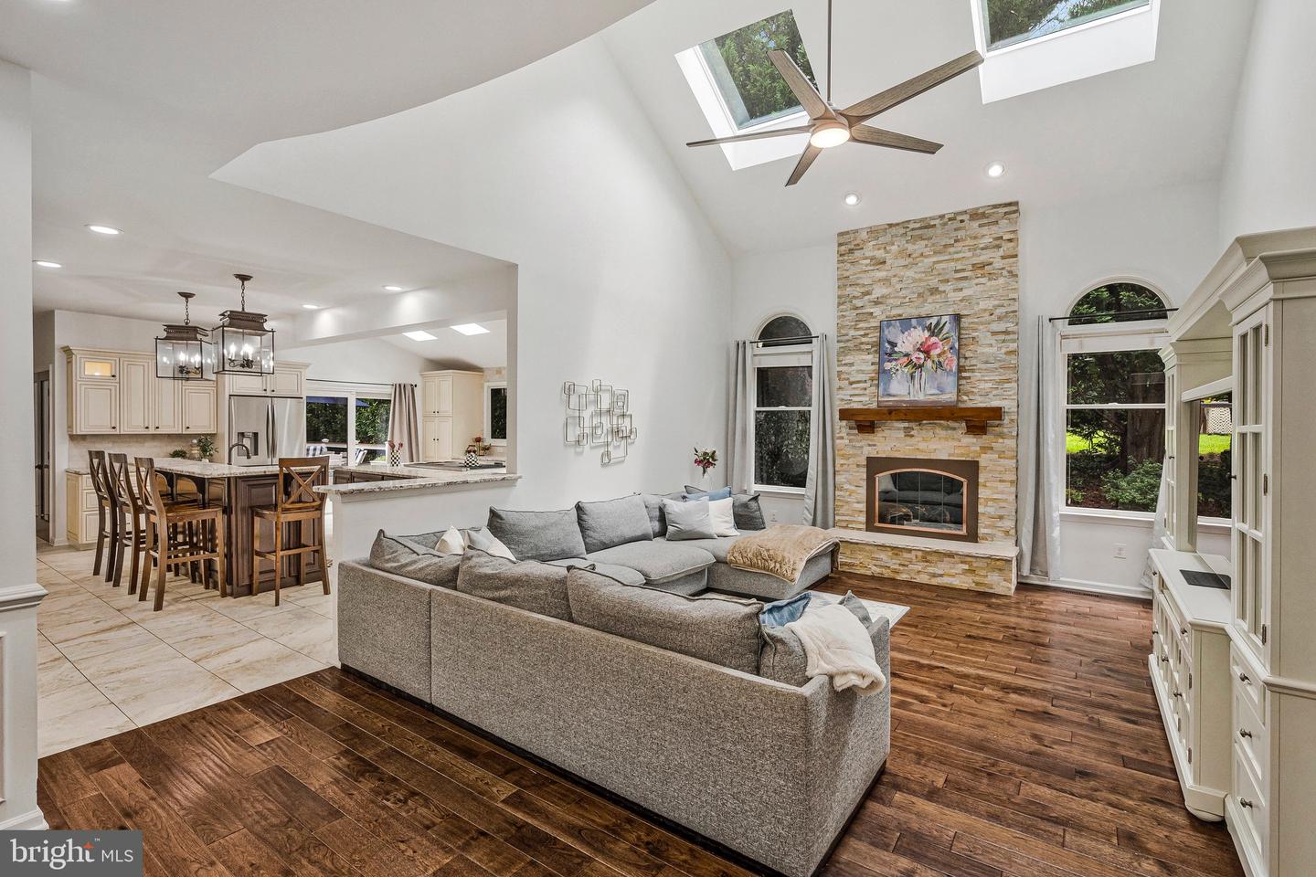 3189 Pond Mist Way