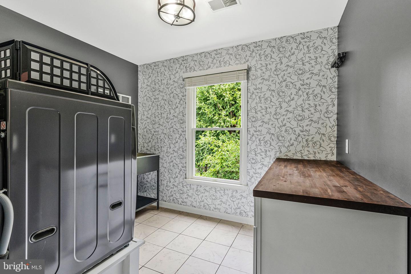 3189 Pond Mist Way