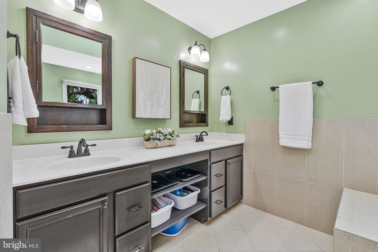 3189 Pond Mist Way