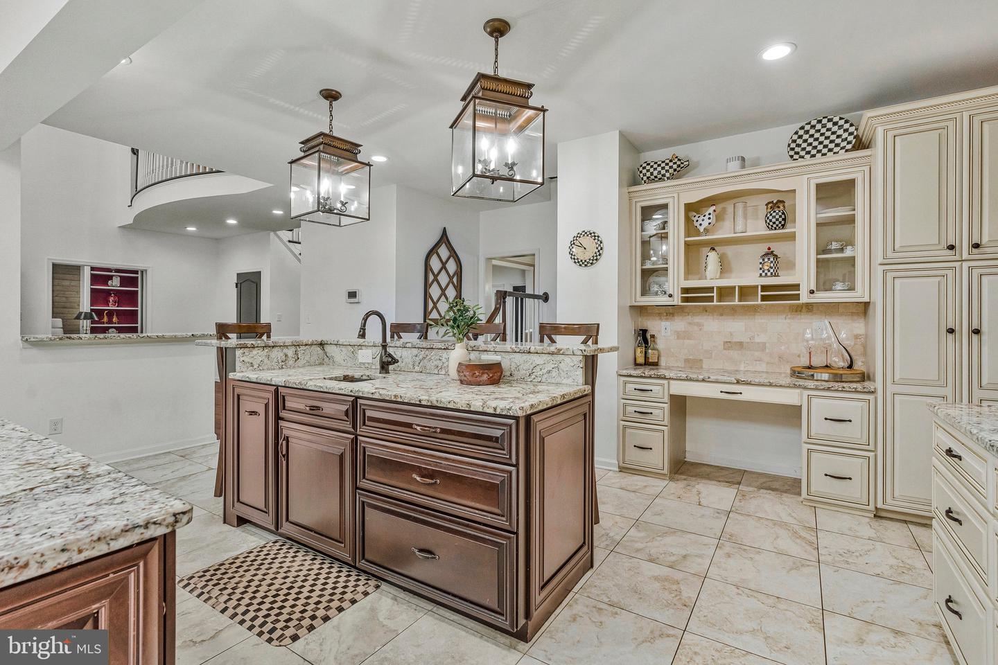 3189 Pond Mist Way