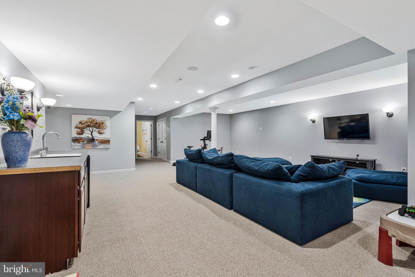 3189 Pond Mist Way