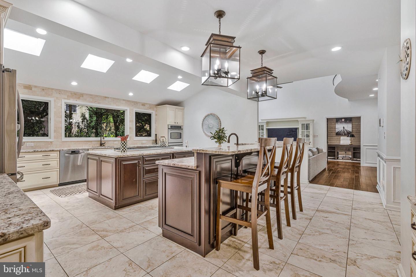 3189 Pond Mist Way