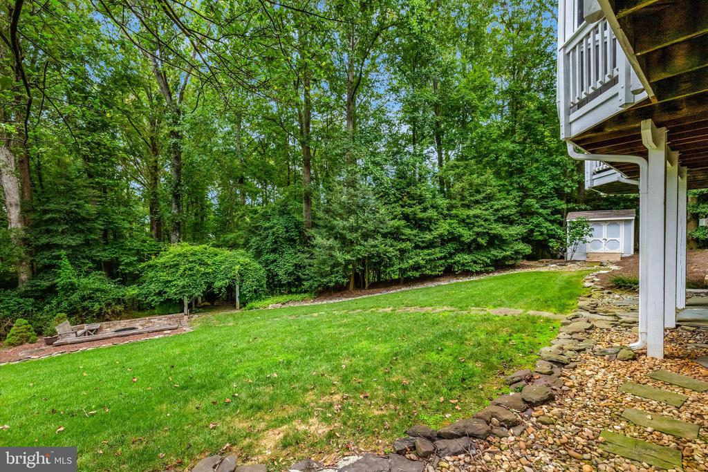 11412 Green Moor