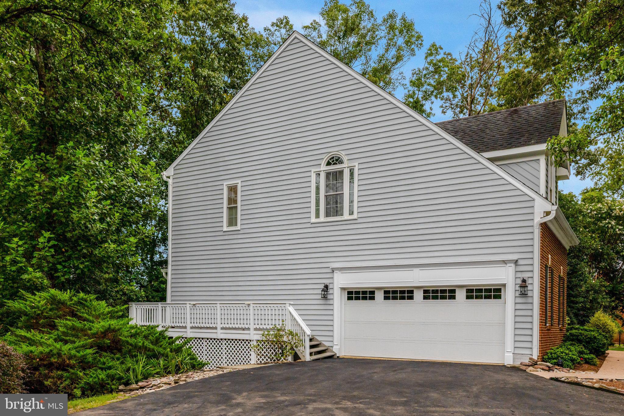 11412 Green Moor