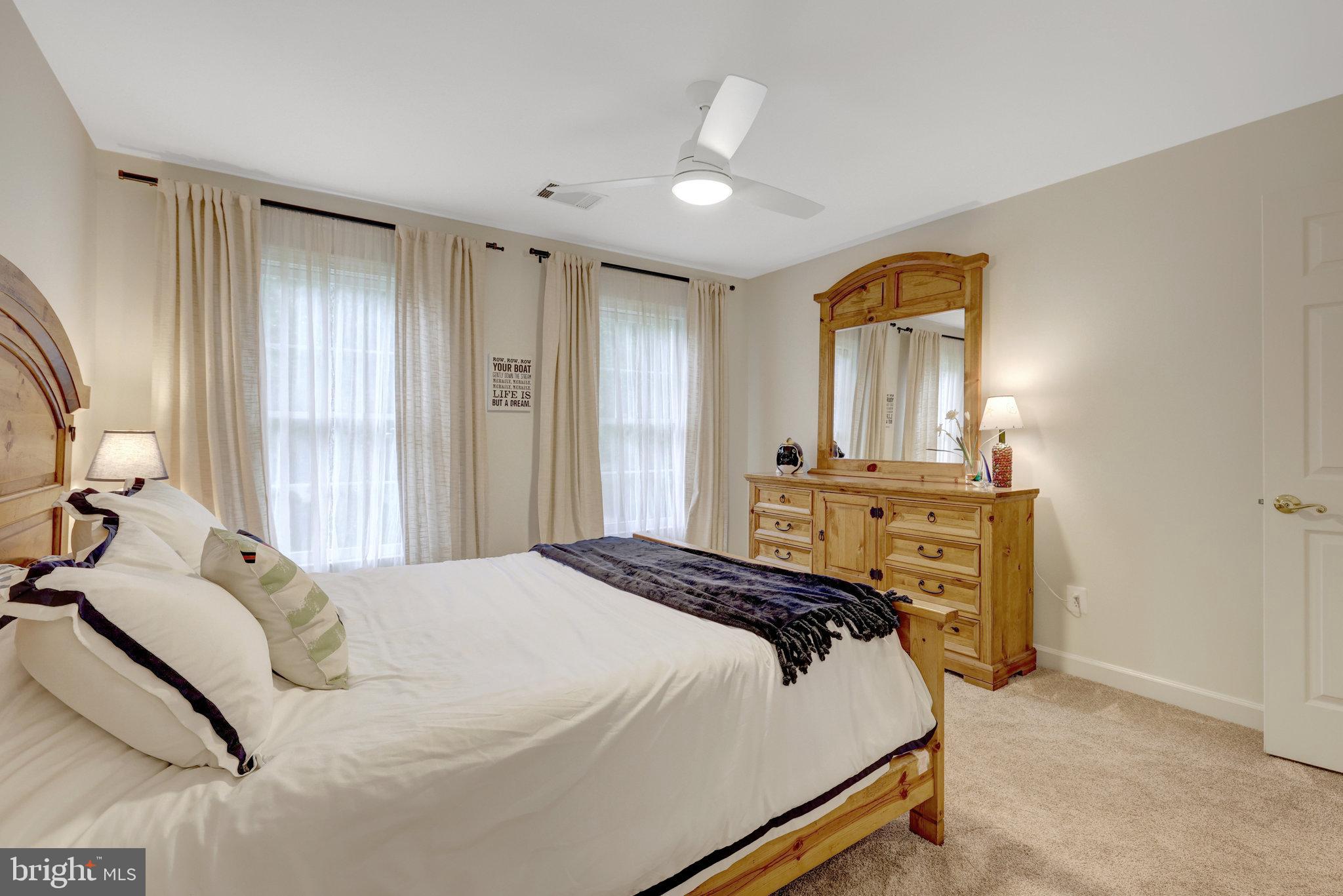 11412 Green Moor