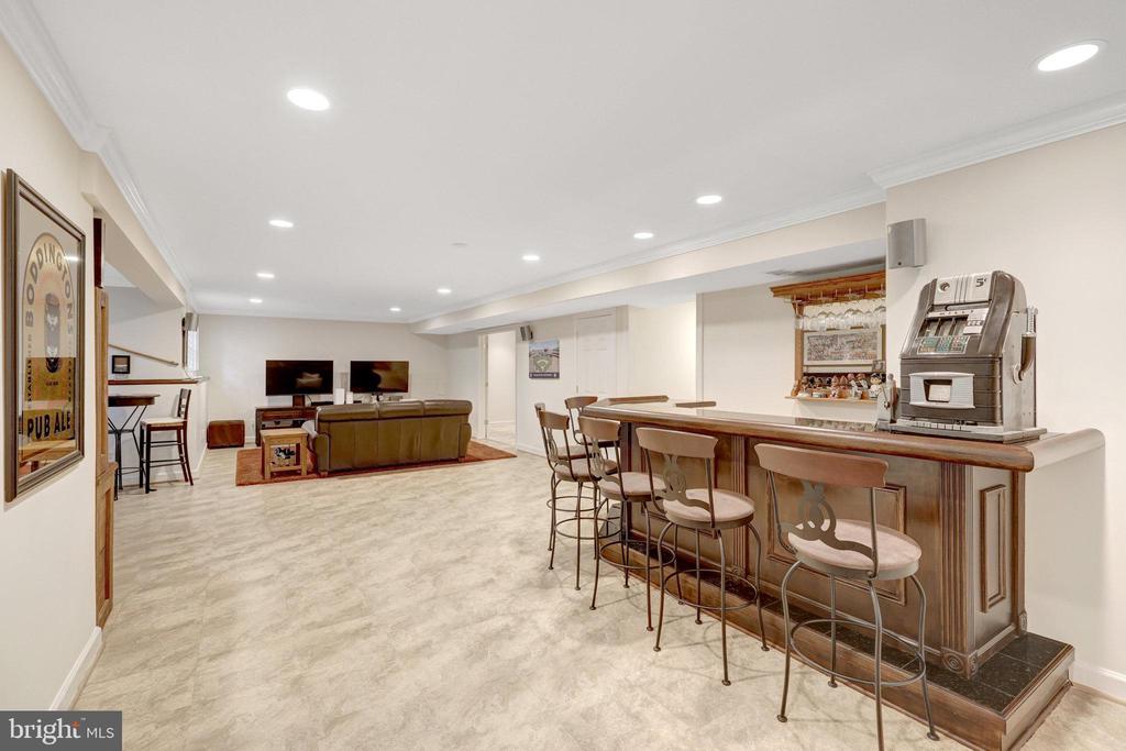 11412 Green Moor