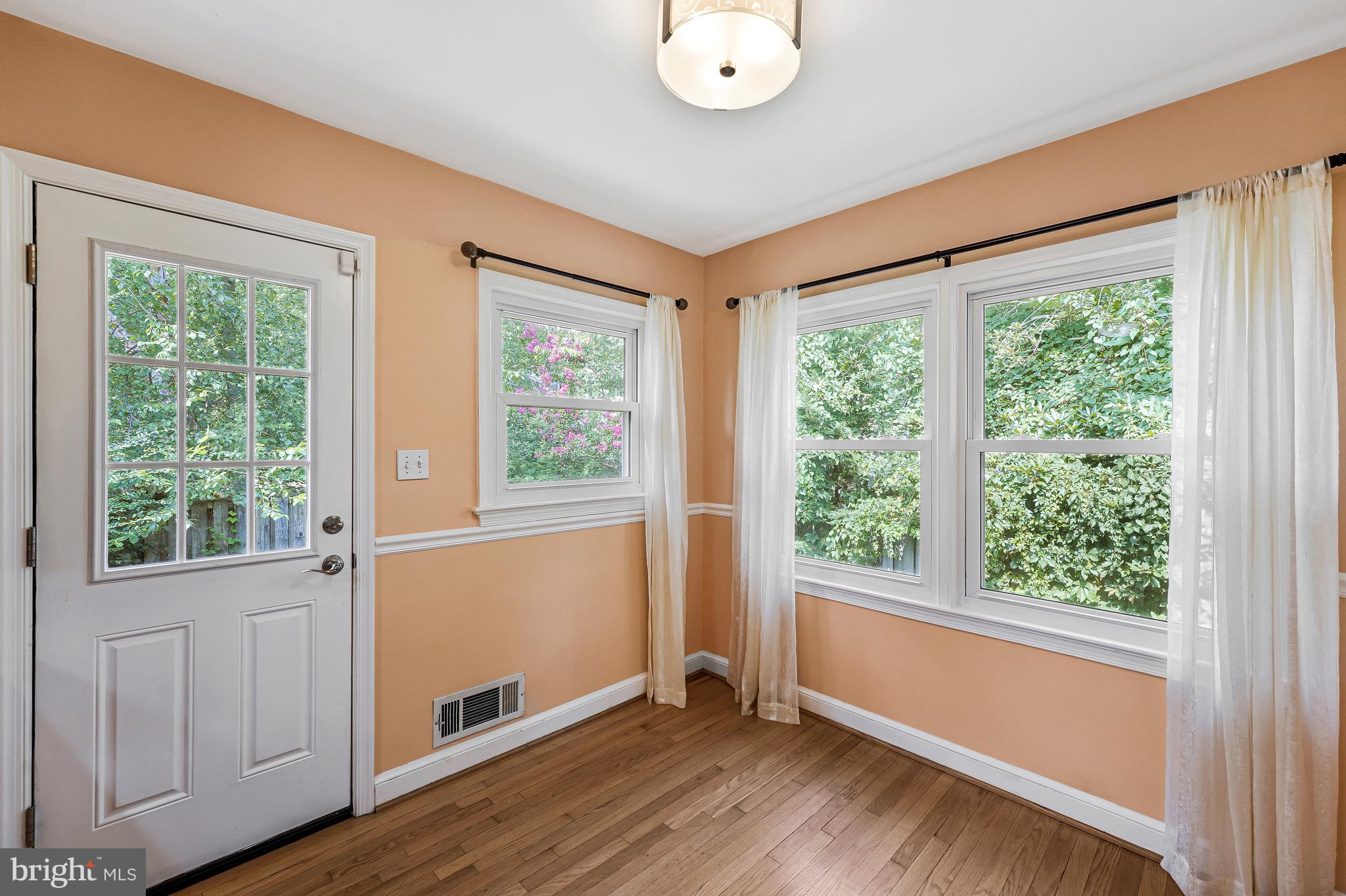 6513 OLD DOMINION DRIVE