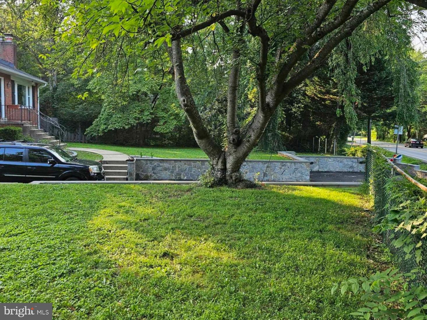 6513 OLD DOMINION DRIVE