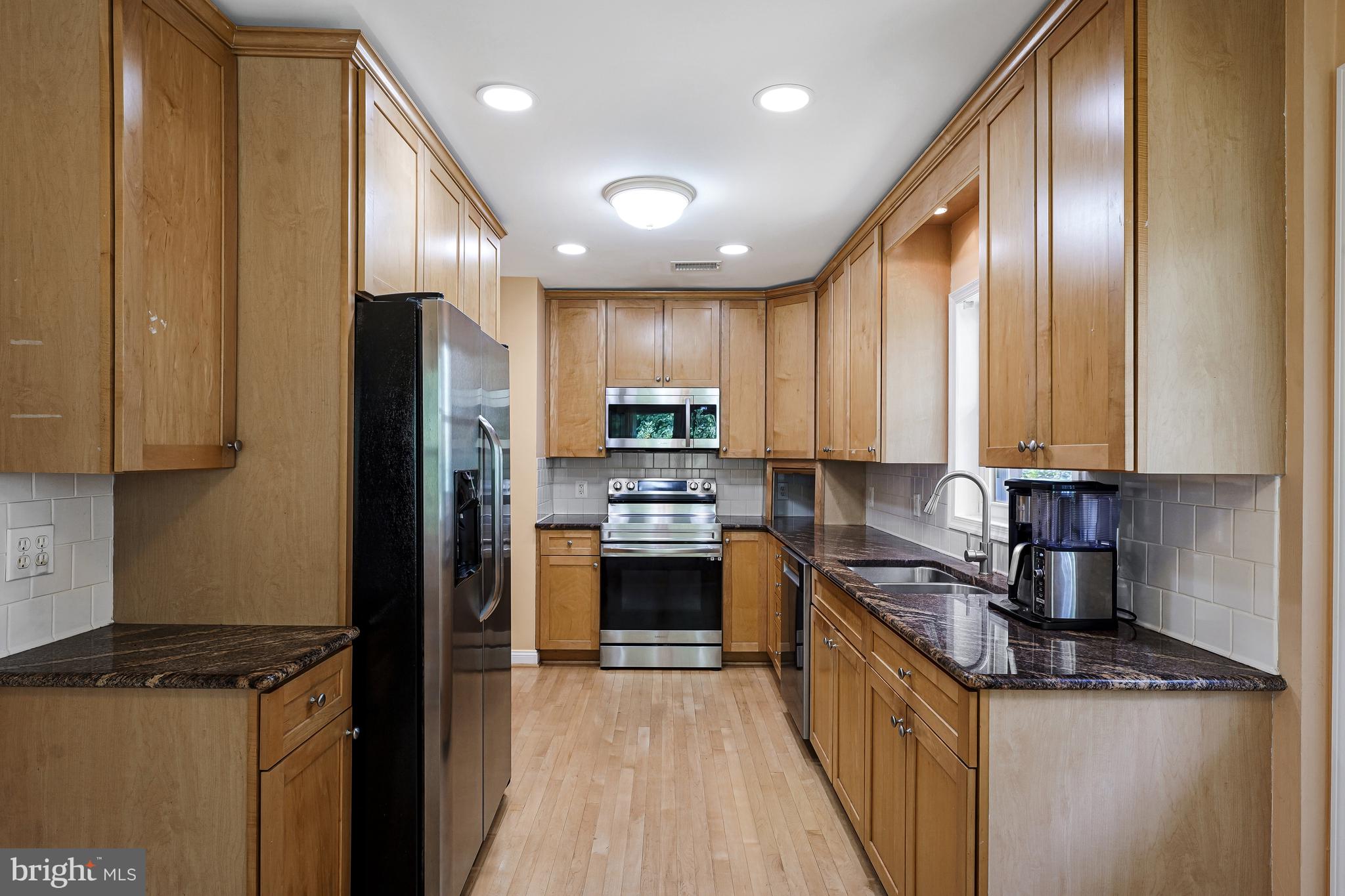 6513 OLD DOMINION DRIVE