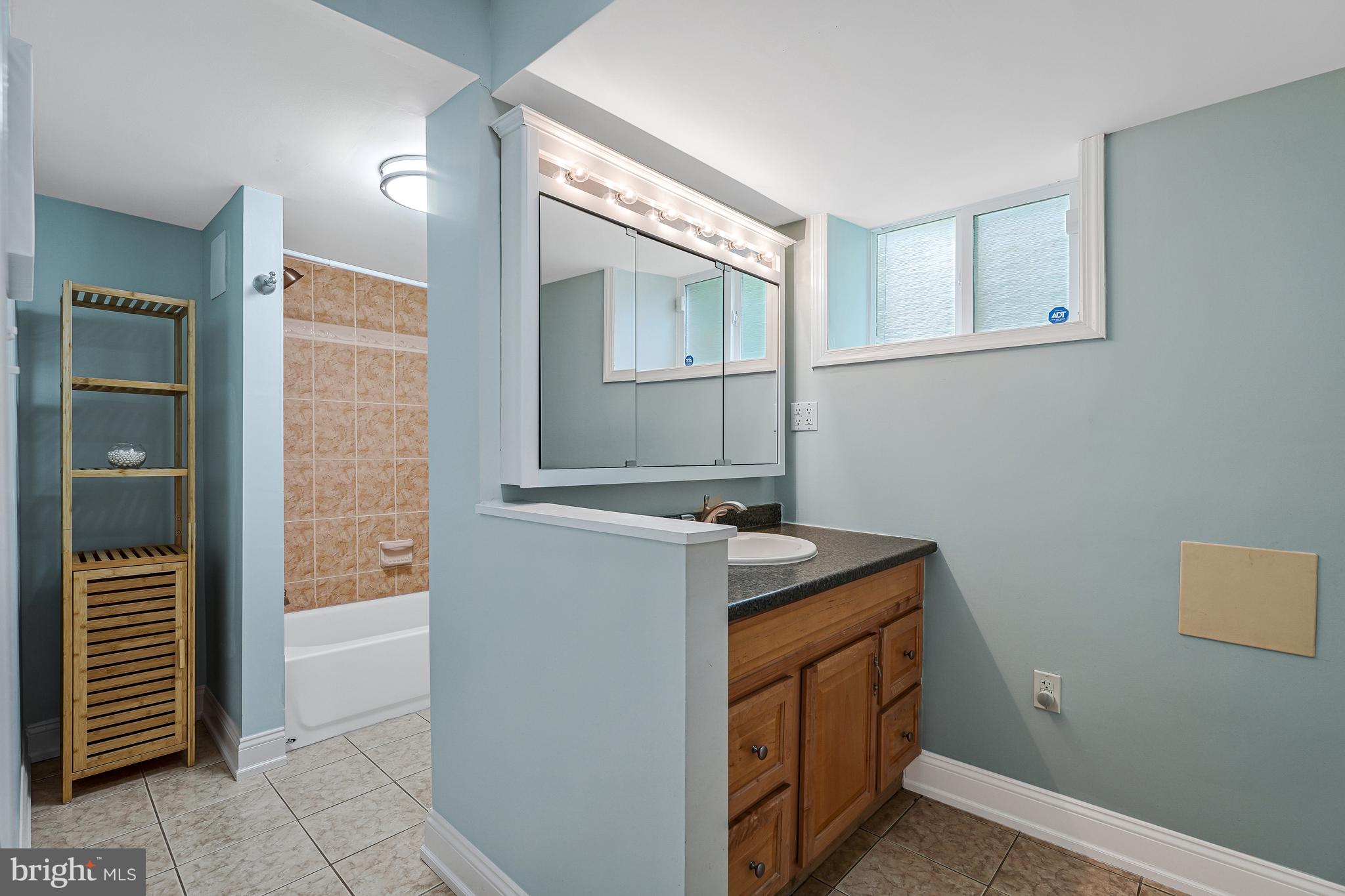 6513 OLD DOMINION DRIVE