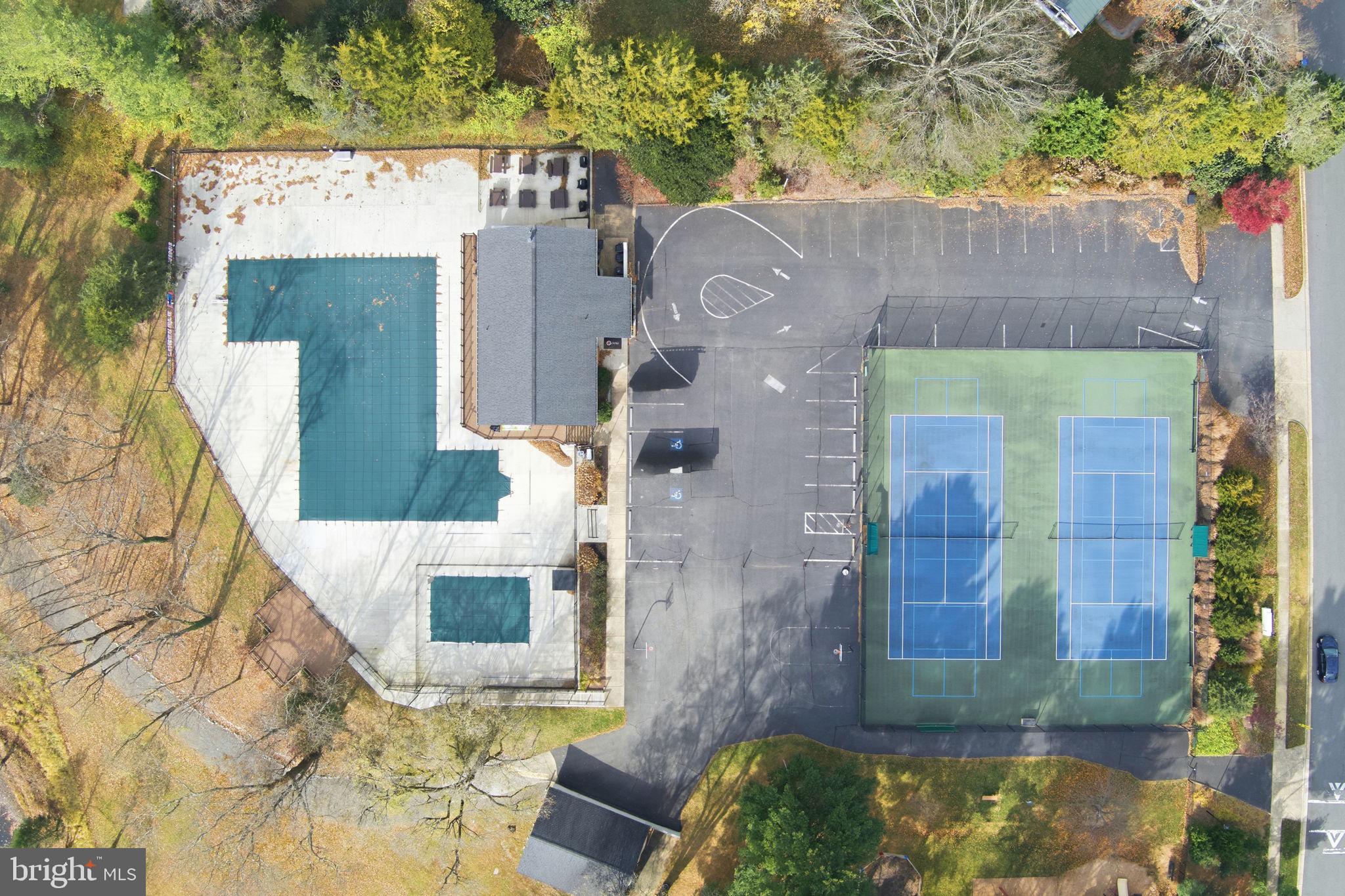 2631 E MEREDITH DRIVE