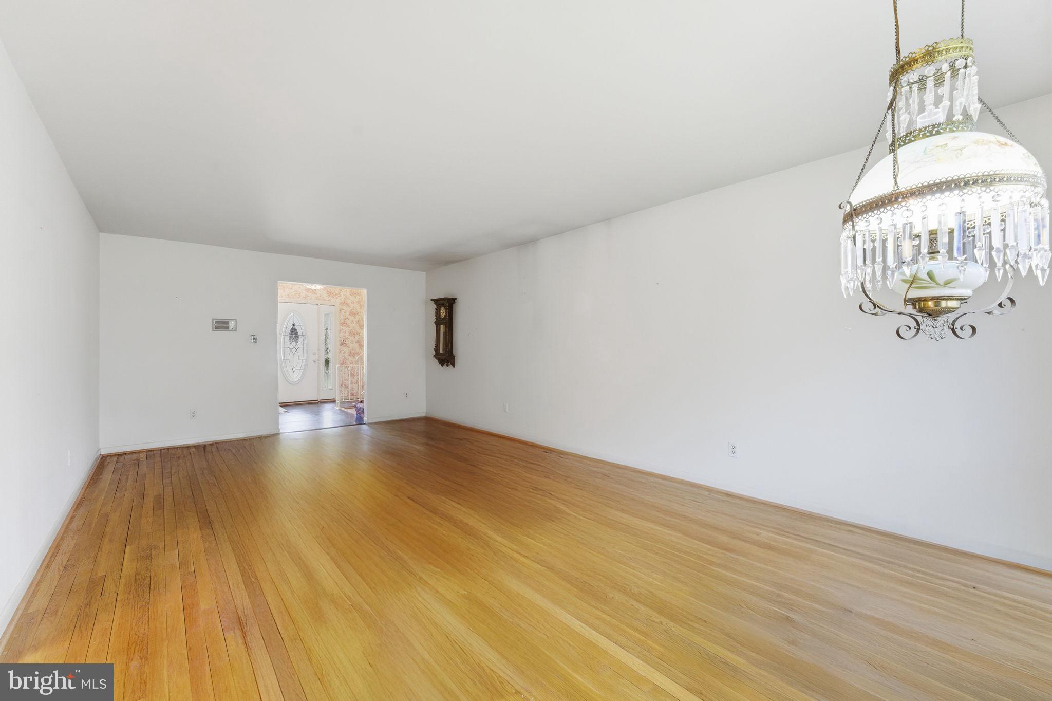 2631 E MEREDITH DRIVE