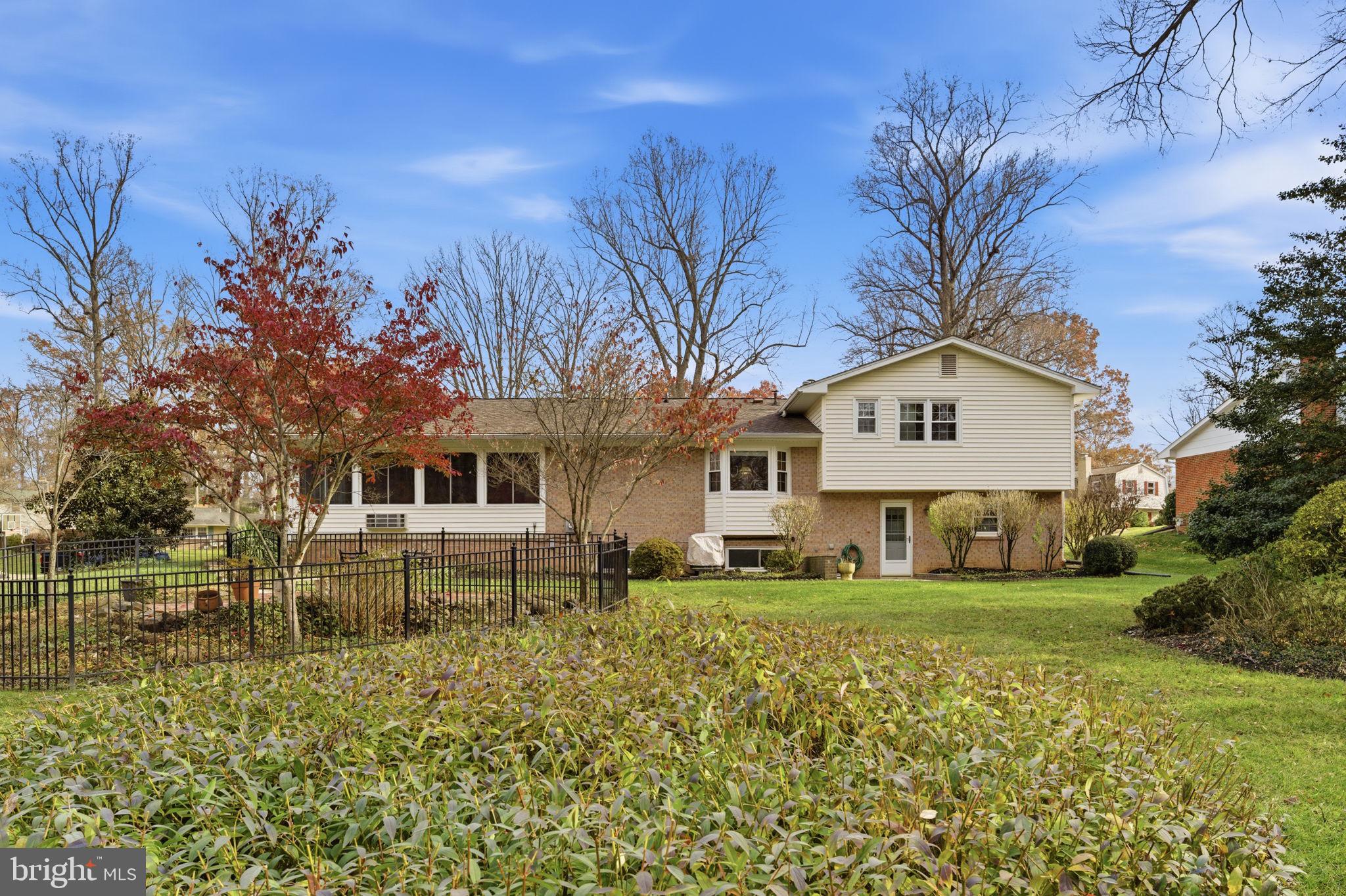 2631 E MEREDITH DRIVE