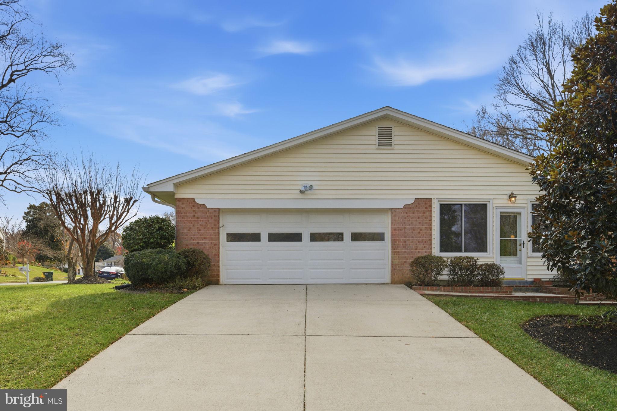 2631 E MEREDITH DRIVE