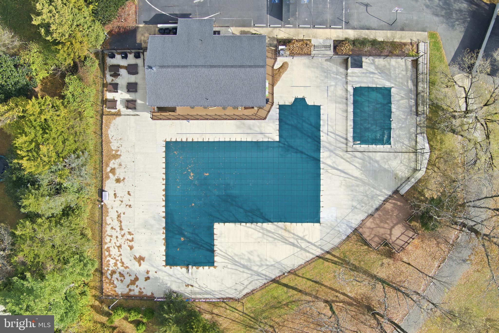 2631 E MEREDITH DRIVE