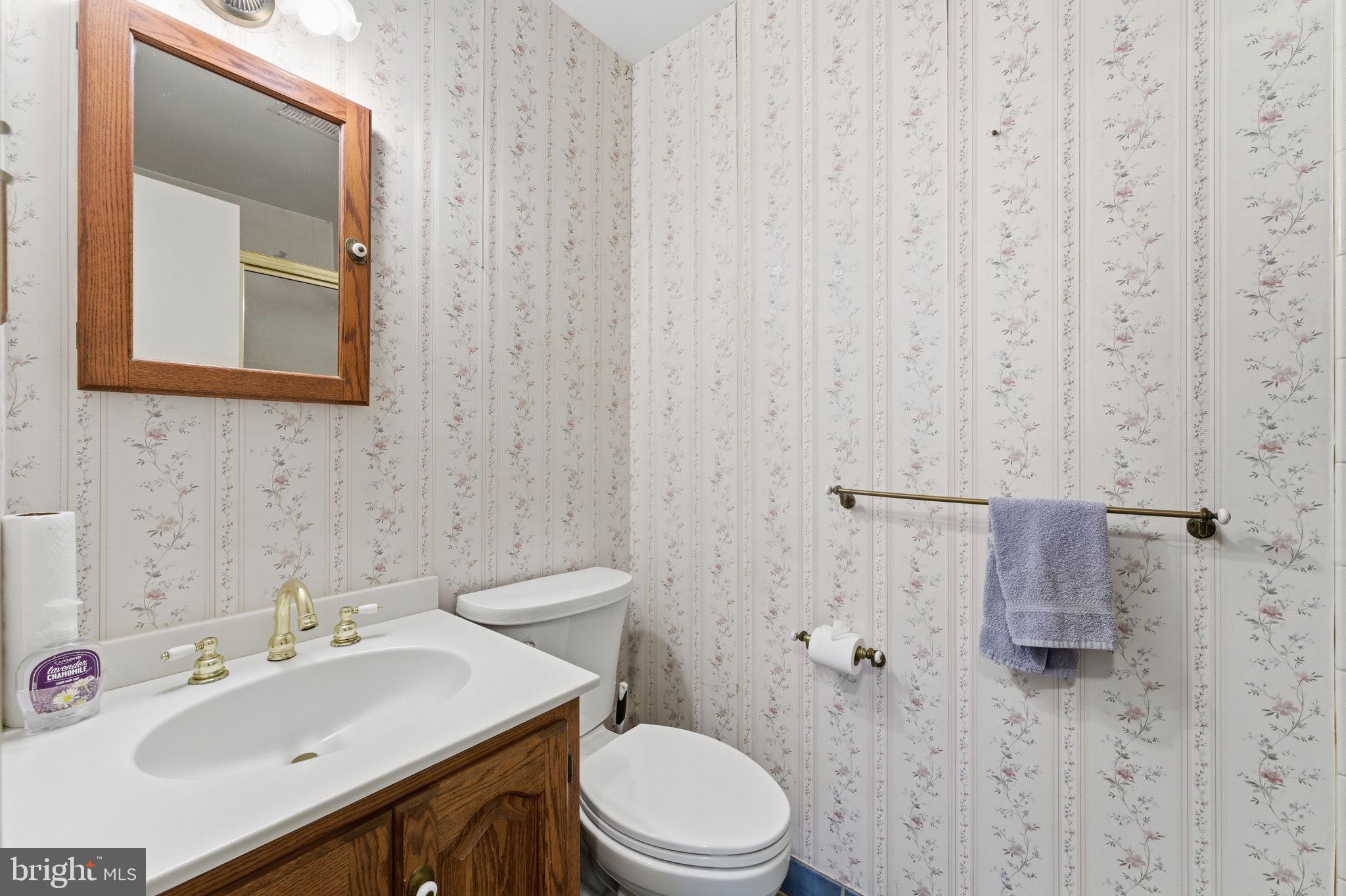 2631 E MEREDITH DRIVE