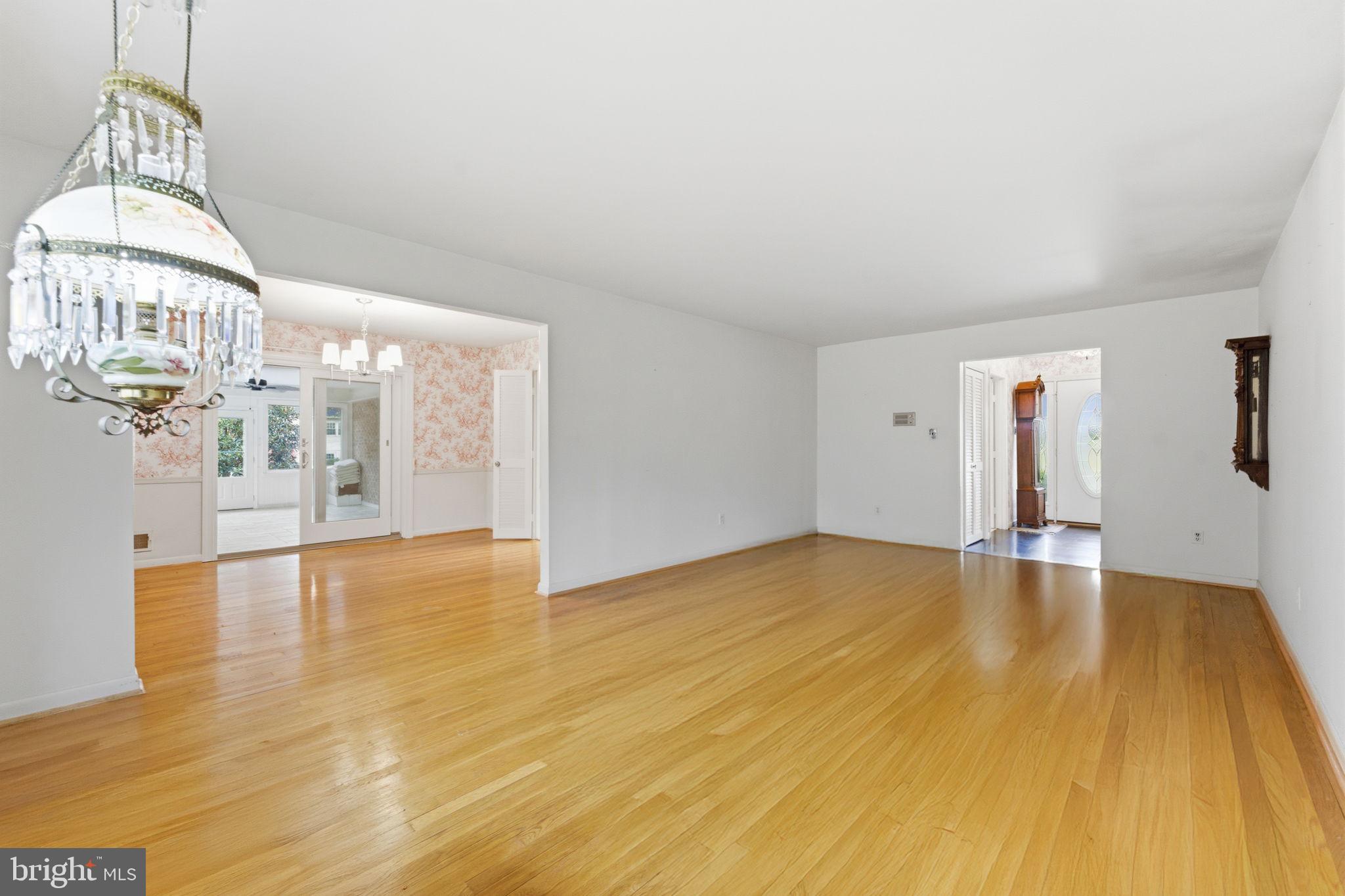 2631 E MEREDITH DRIVE