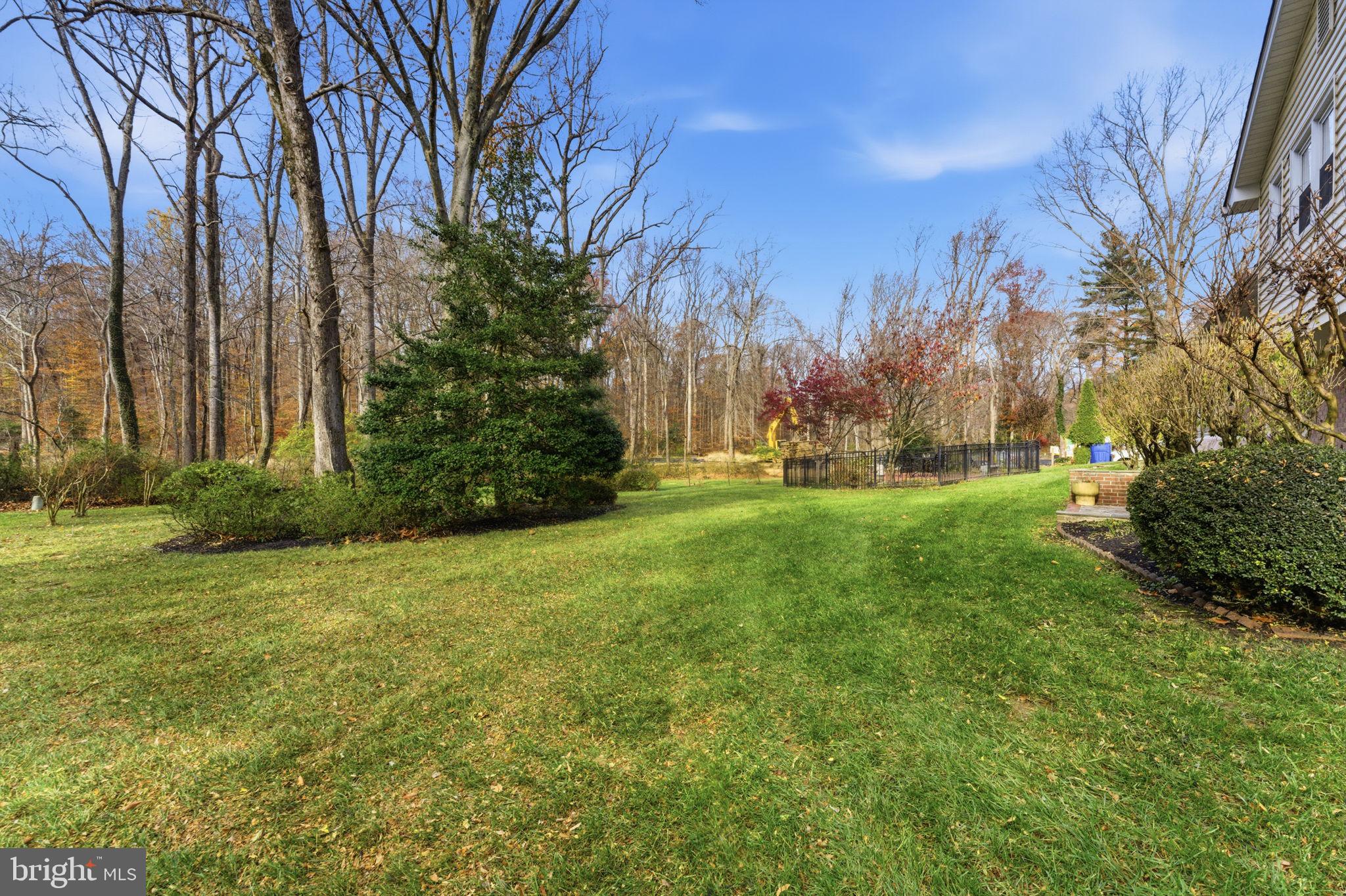 2631 E MEREDITH DRIVE