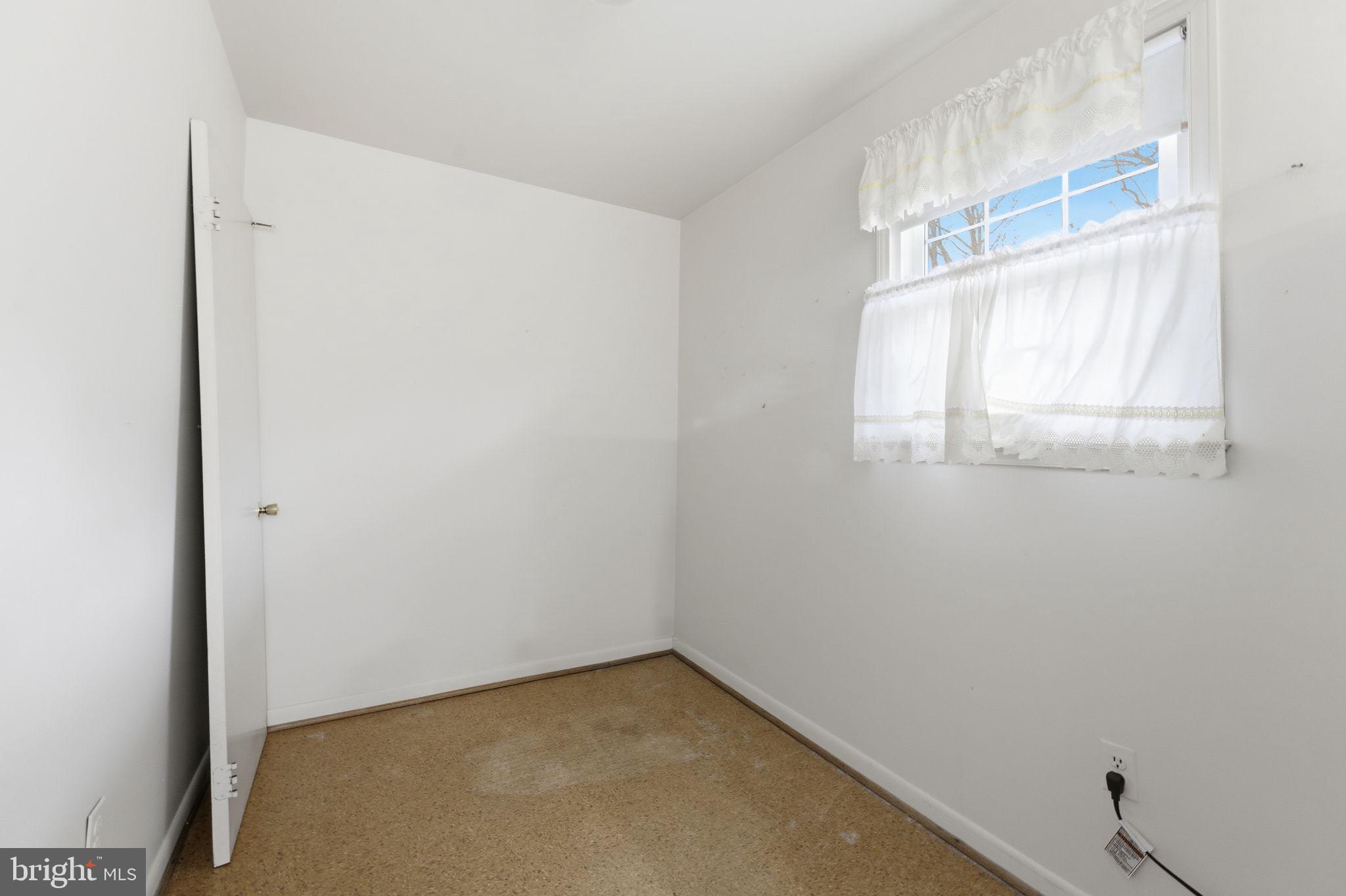 2631 E MEREDITH DRIVE