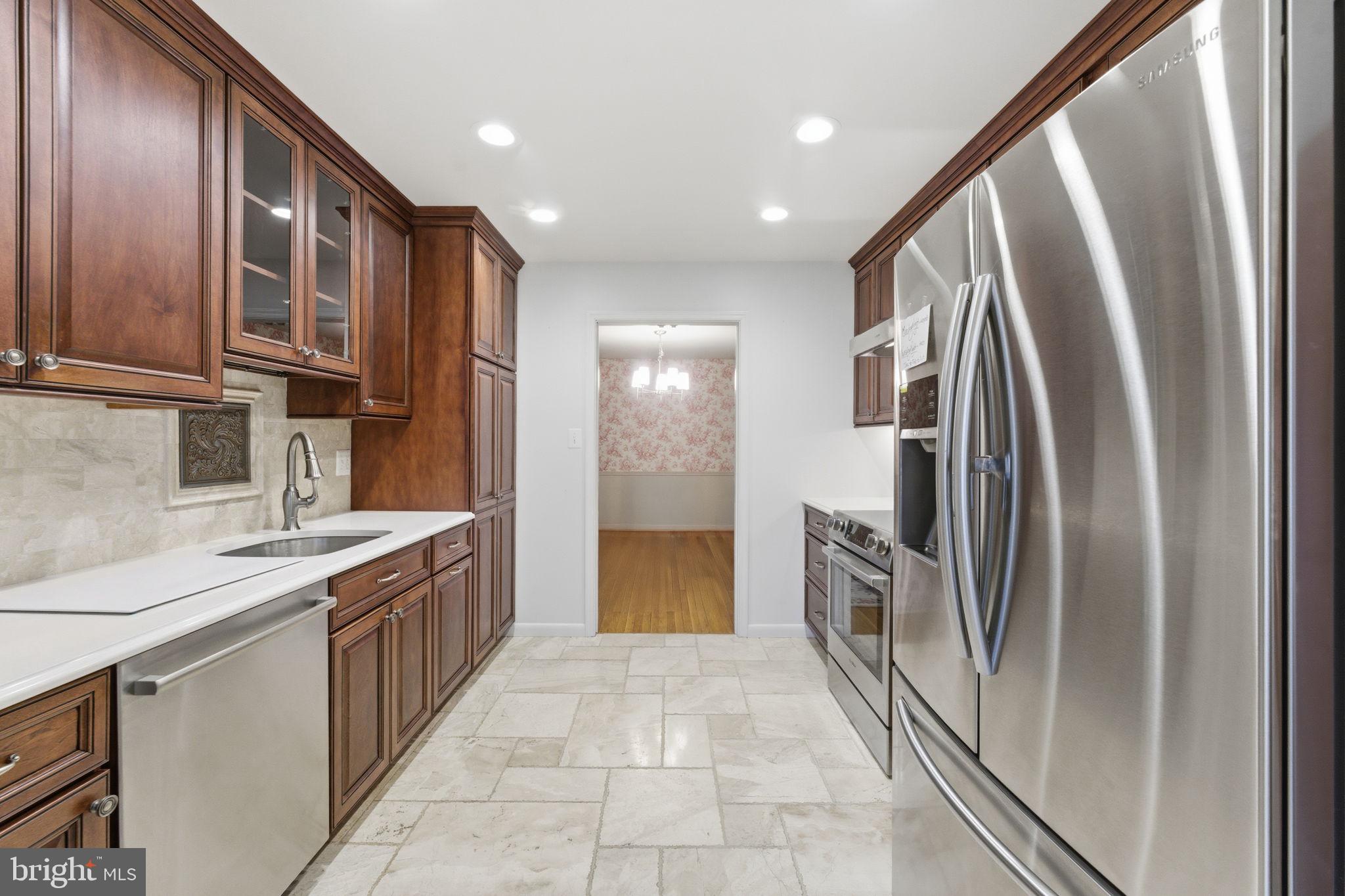 2631 E MEREDITH DRIVE