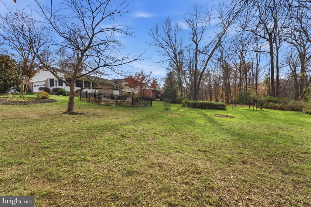 2631 E MEREDITH DRIVE