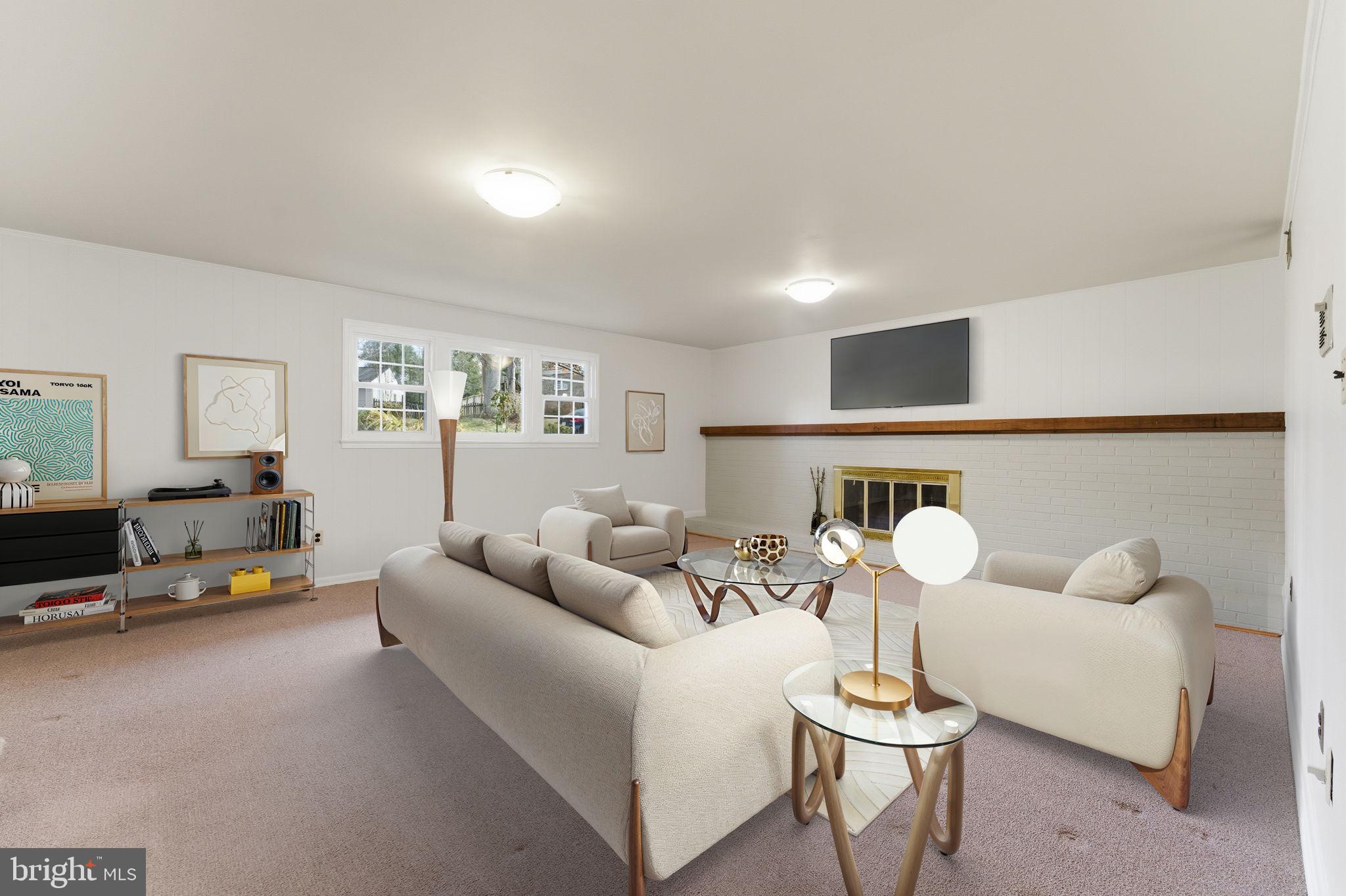 2631 E MEREDITH DRIVE