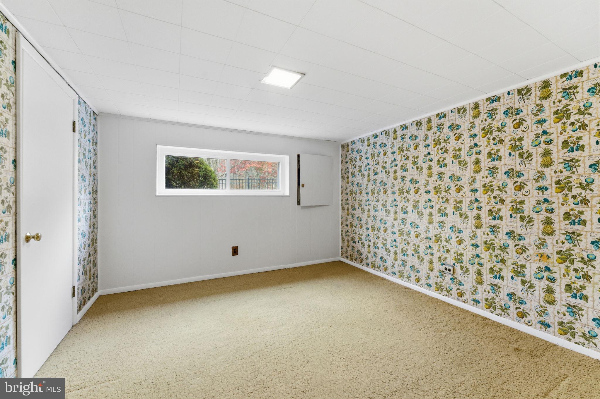 2631 E MEREDITH DRIVE