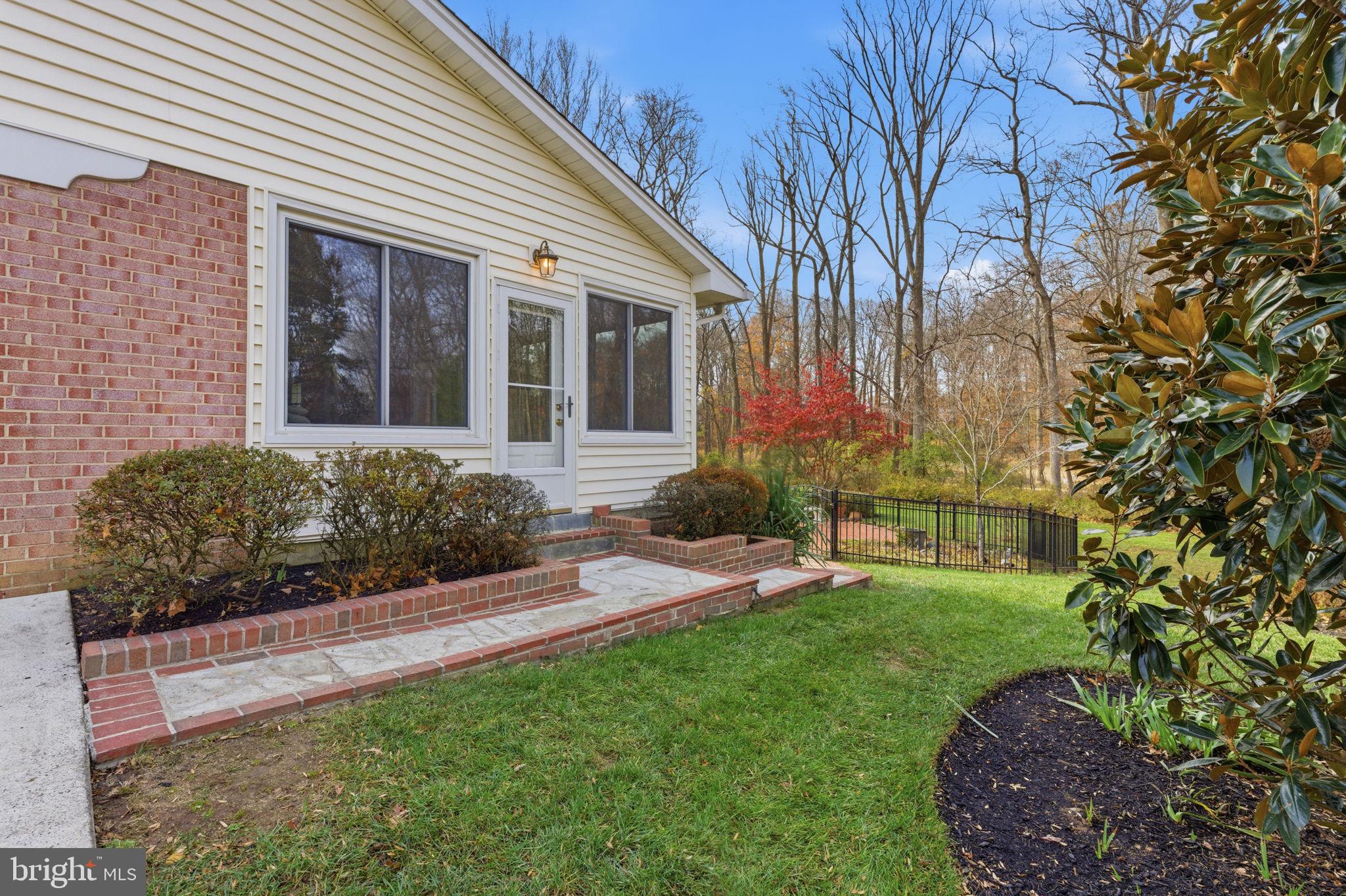 2631 E MEREDITH DRIVE