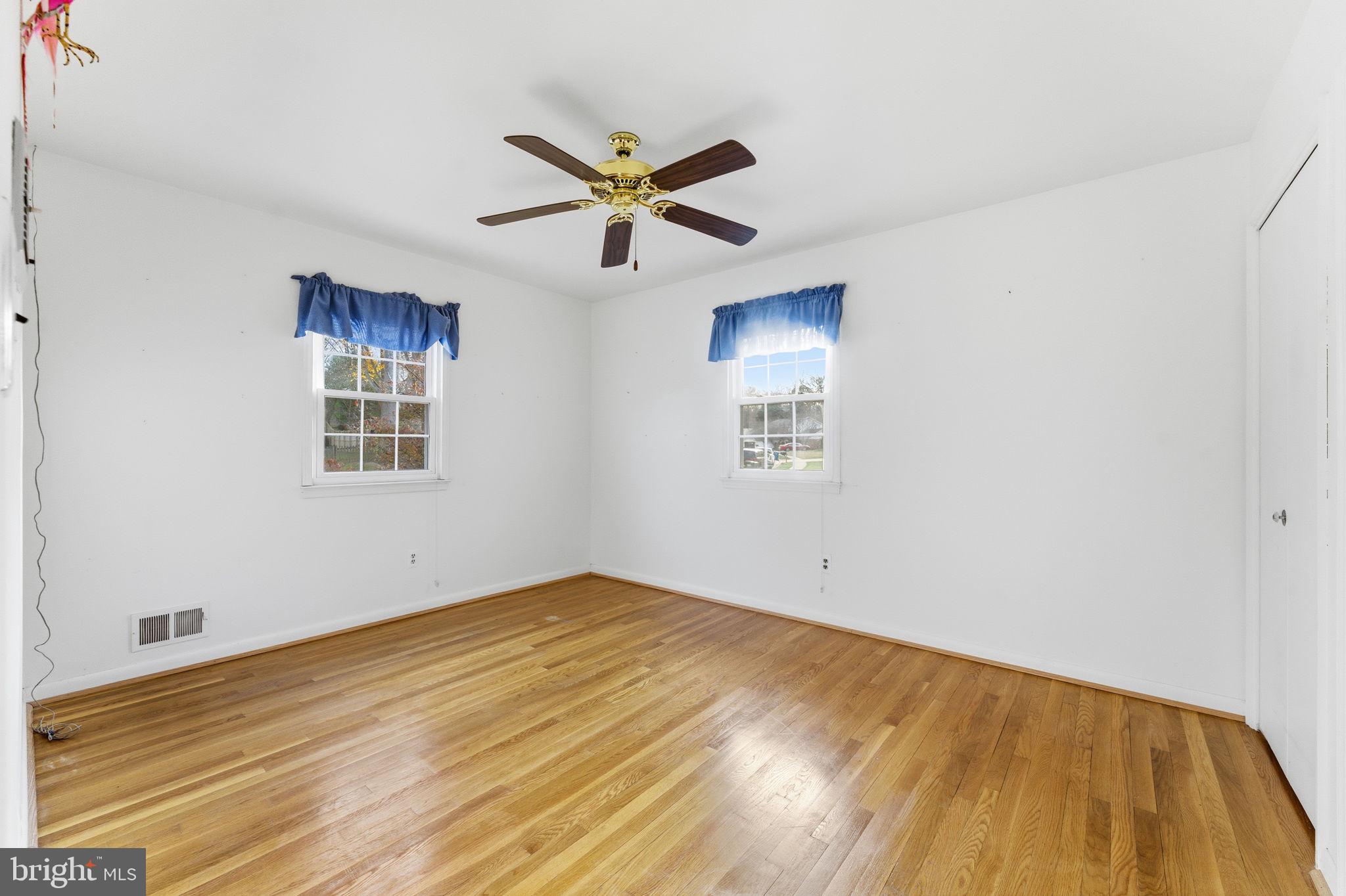 2631 E MEREDITH DRIVE