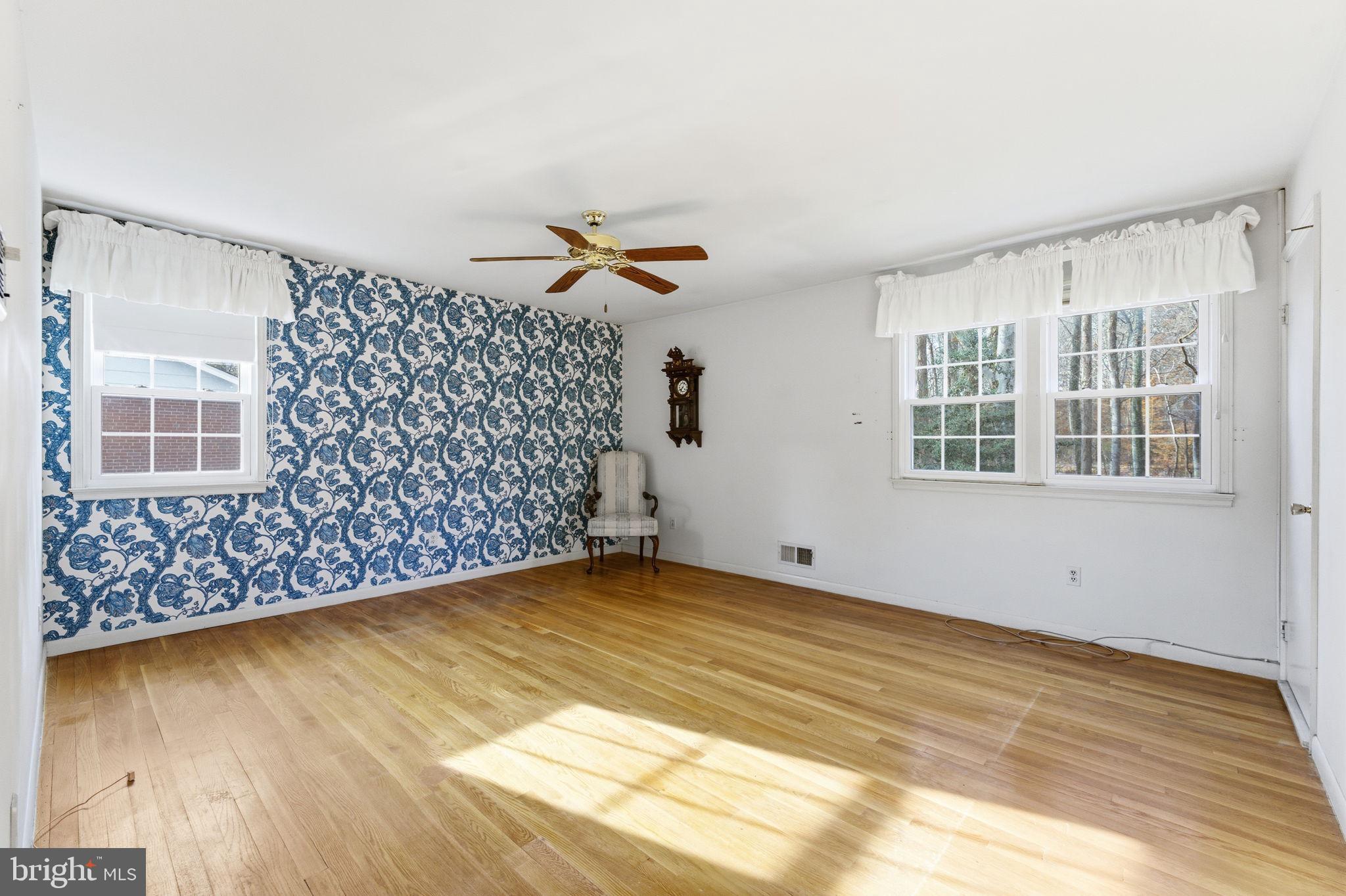 2631 E MEREDITH DRIVE