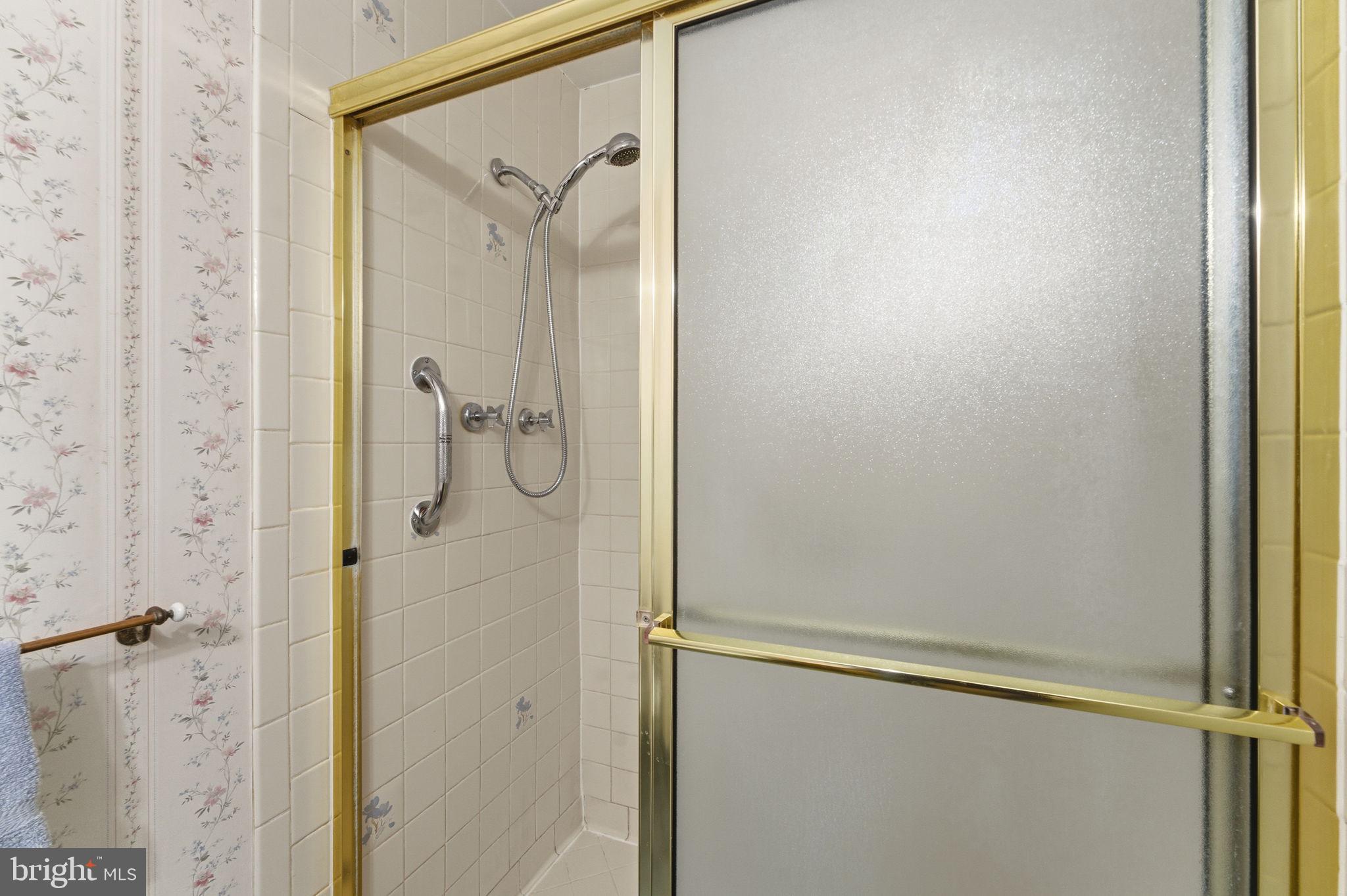 2631 E MEREDITH DRIVE