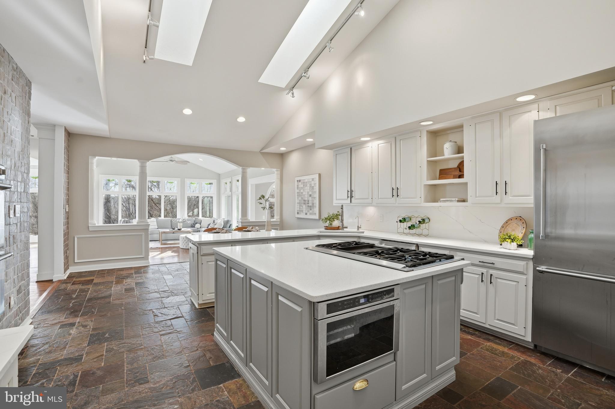 2007 SPRING BRANCH DRIVE