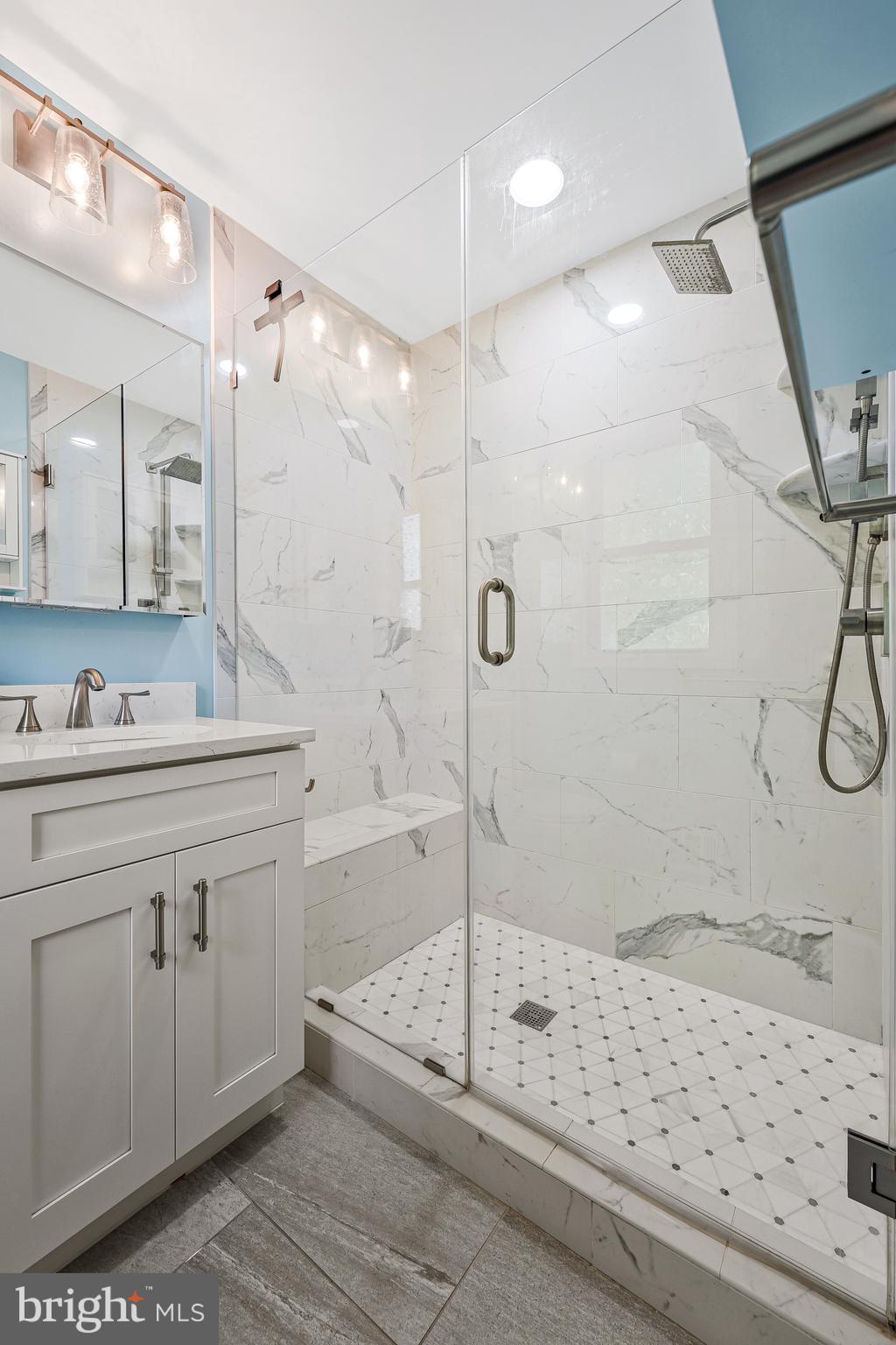 6513 OLD DOMINION DRIVE