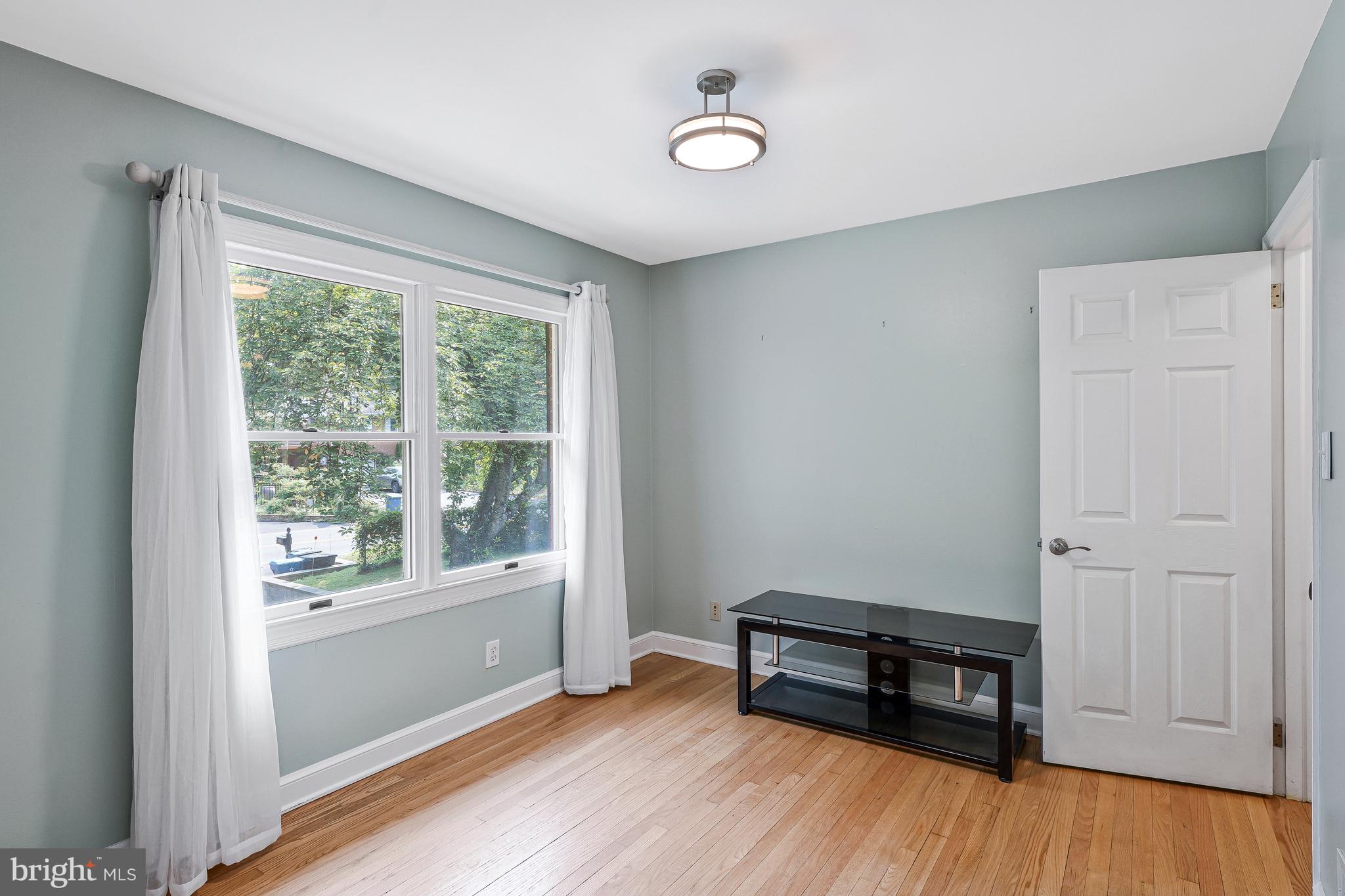 6513 OLD DOMINION DRIVE