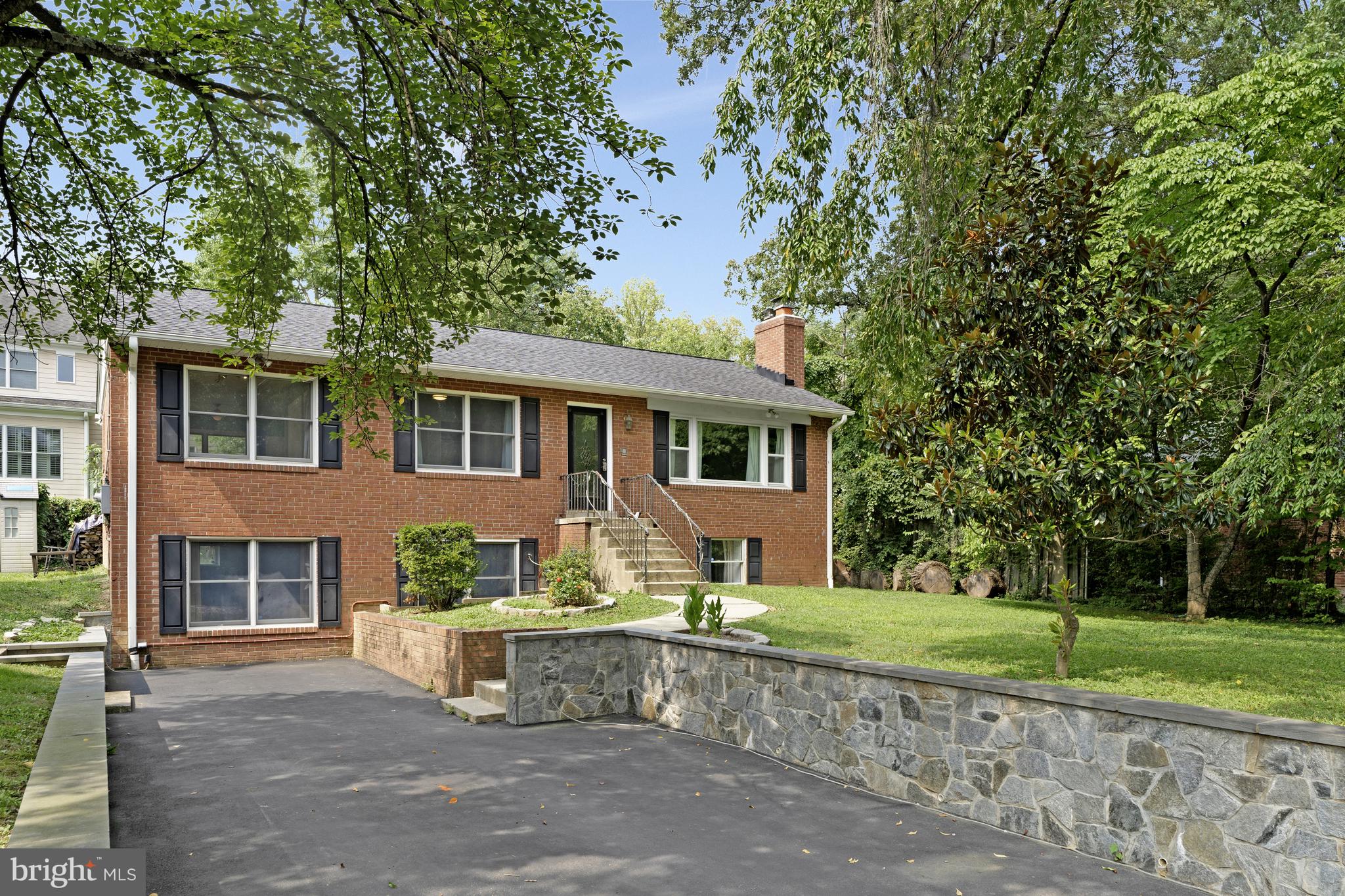 6513 OLD DOMINION DRIVE