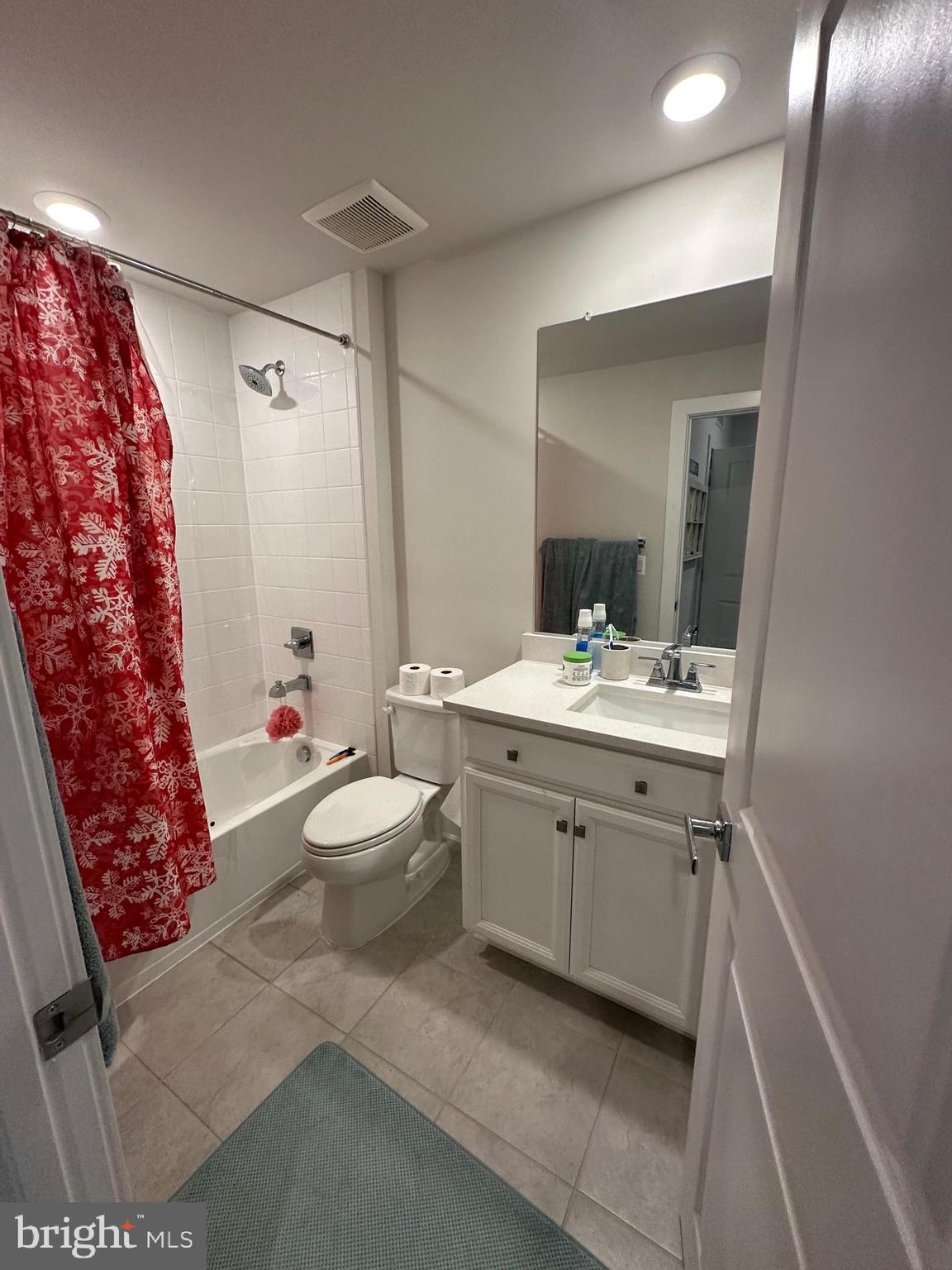 209 MARKET SQUARE NW 17