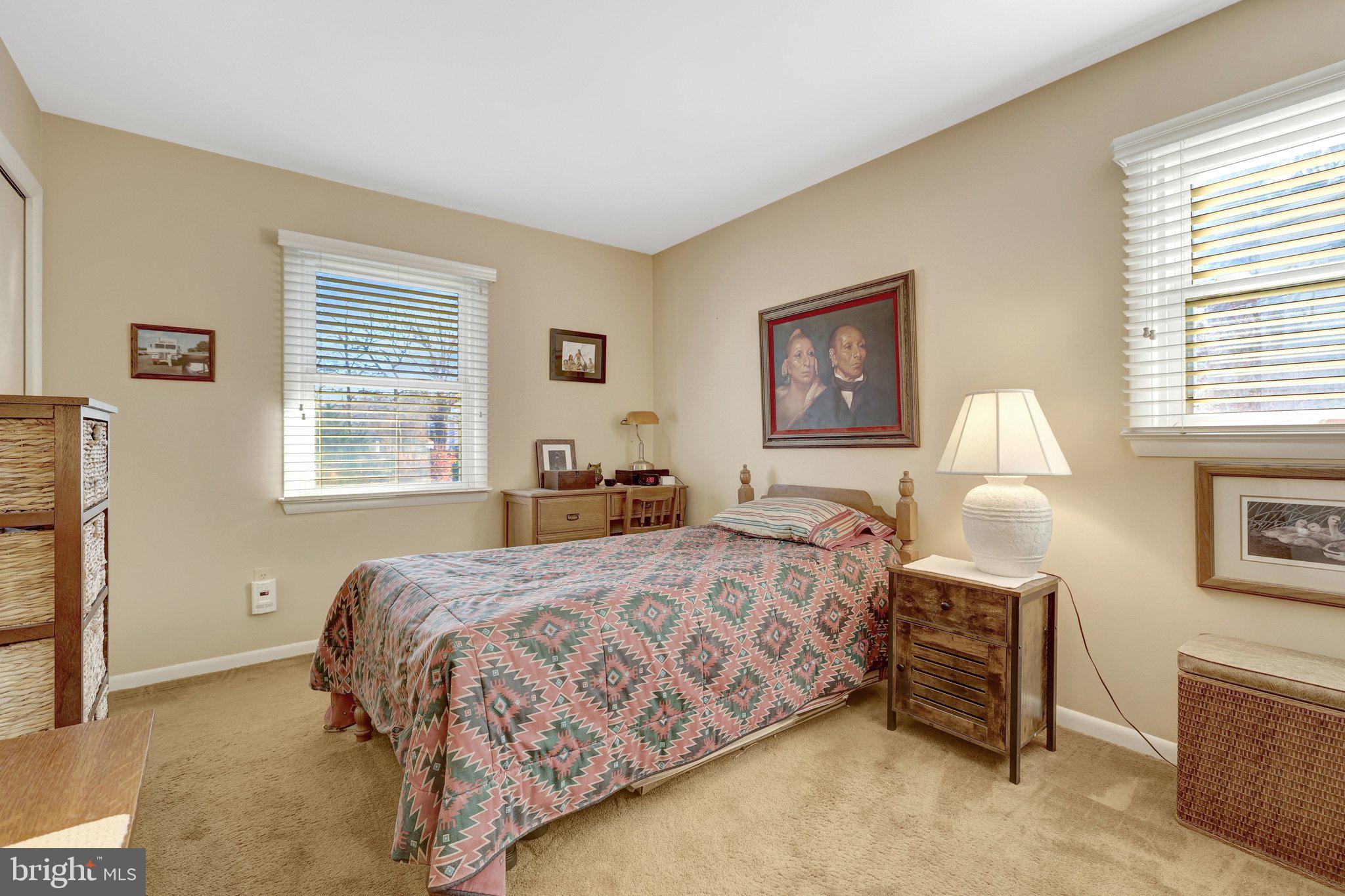 203 LOCUST STREET SW