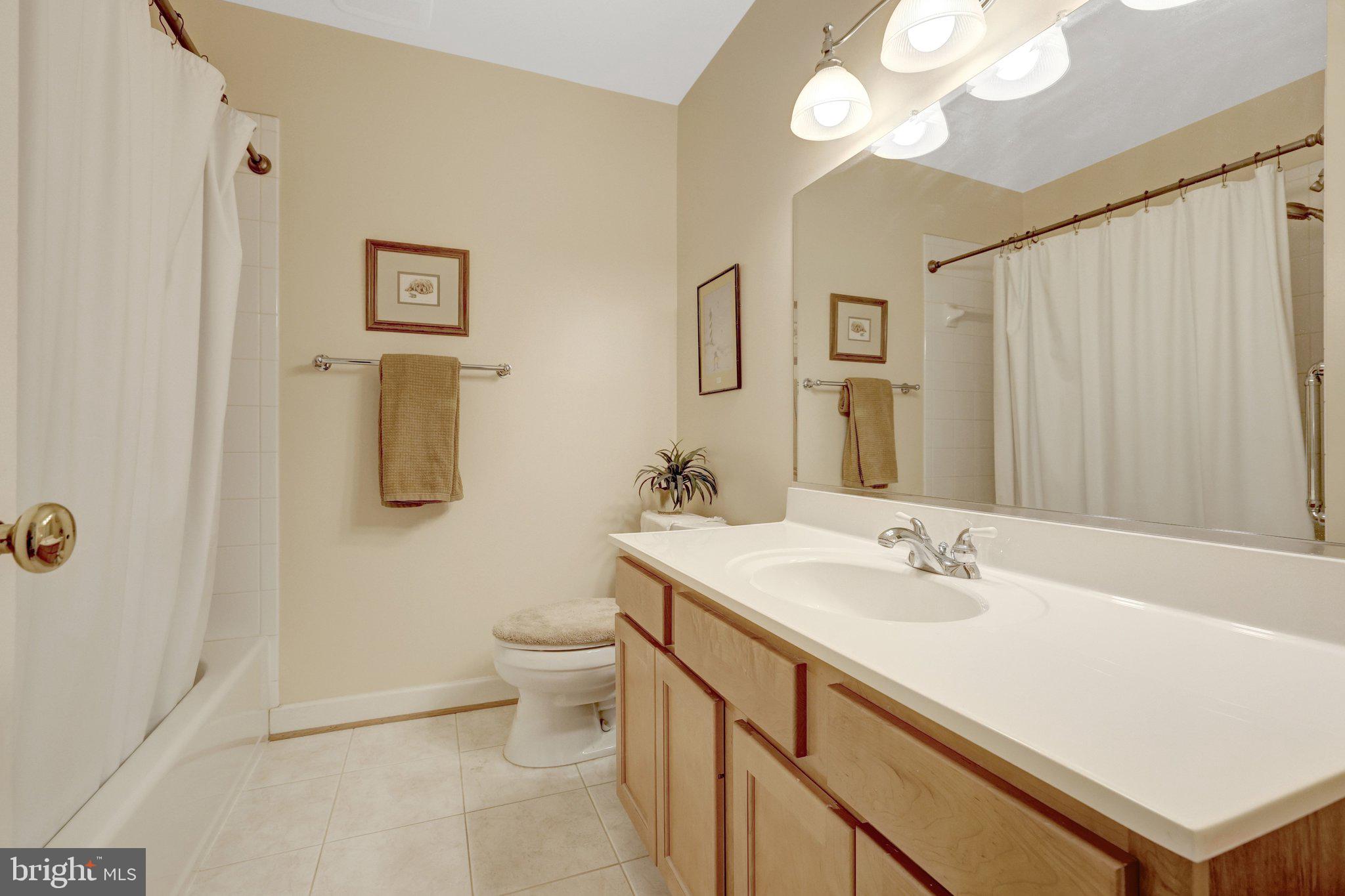 203 LOCUST STREET SW