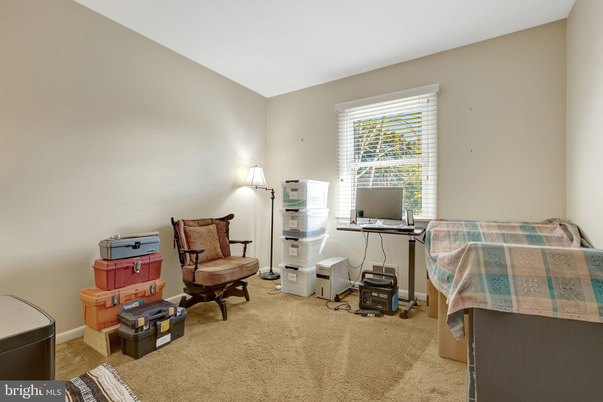 203 LOCUST STREET SW