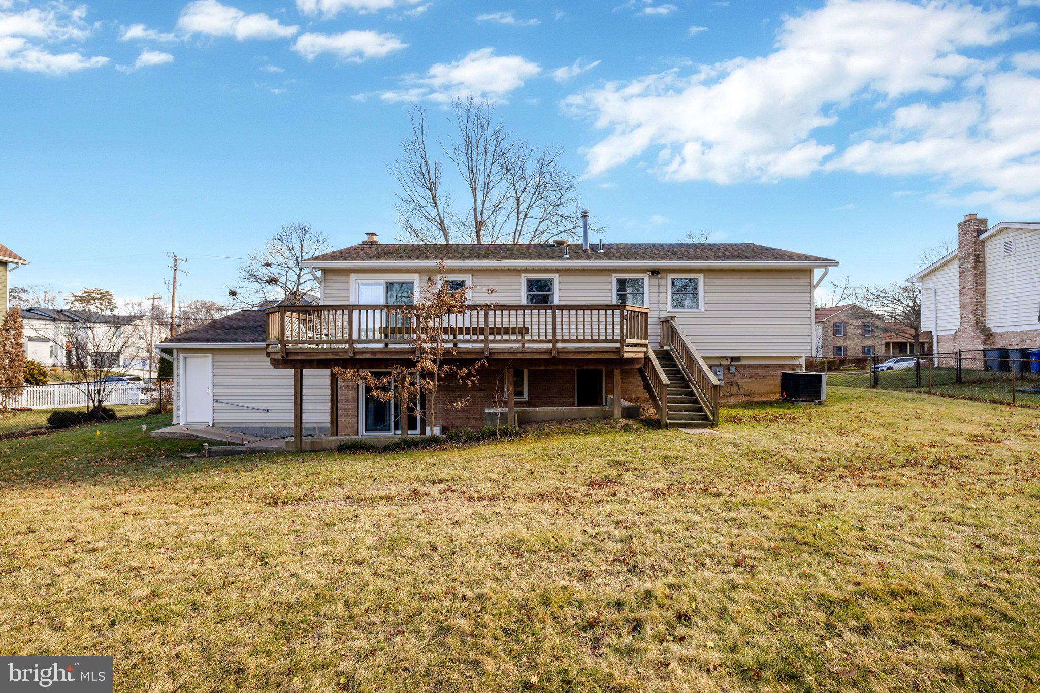 203 LOCUST STREET SW