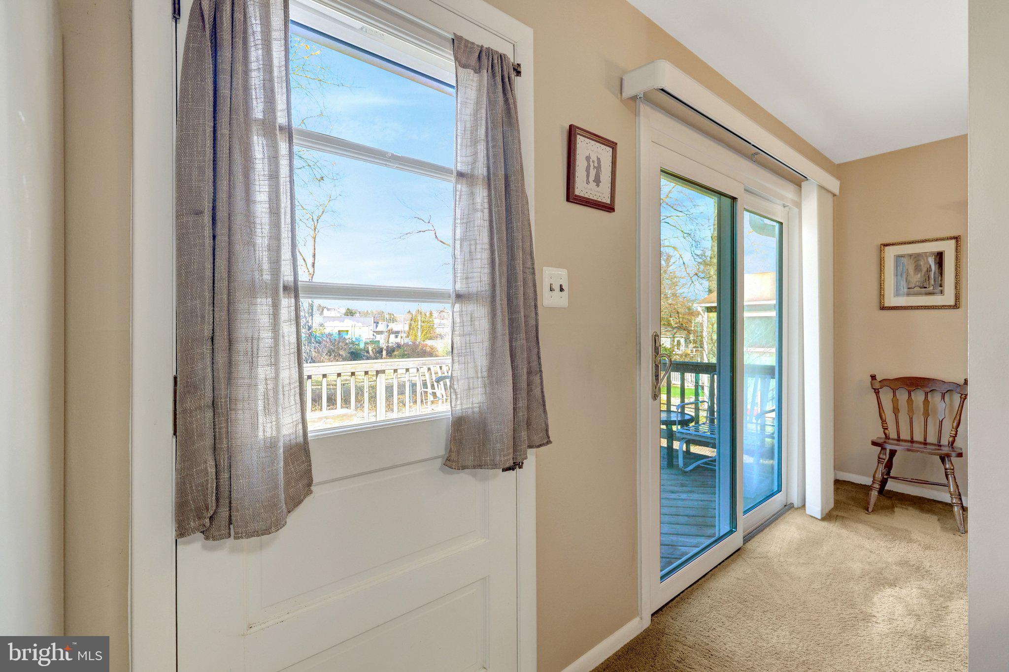 203 LOCUST STREET SW