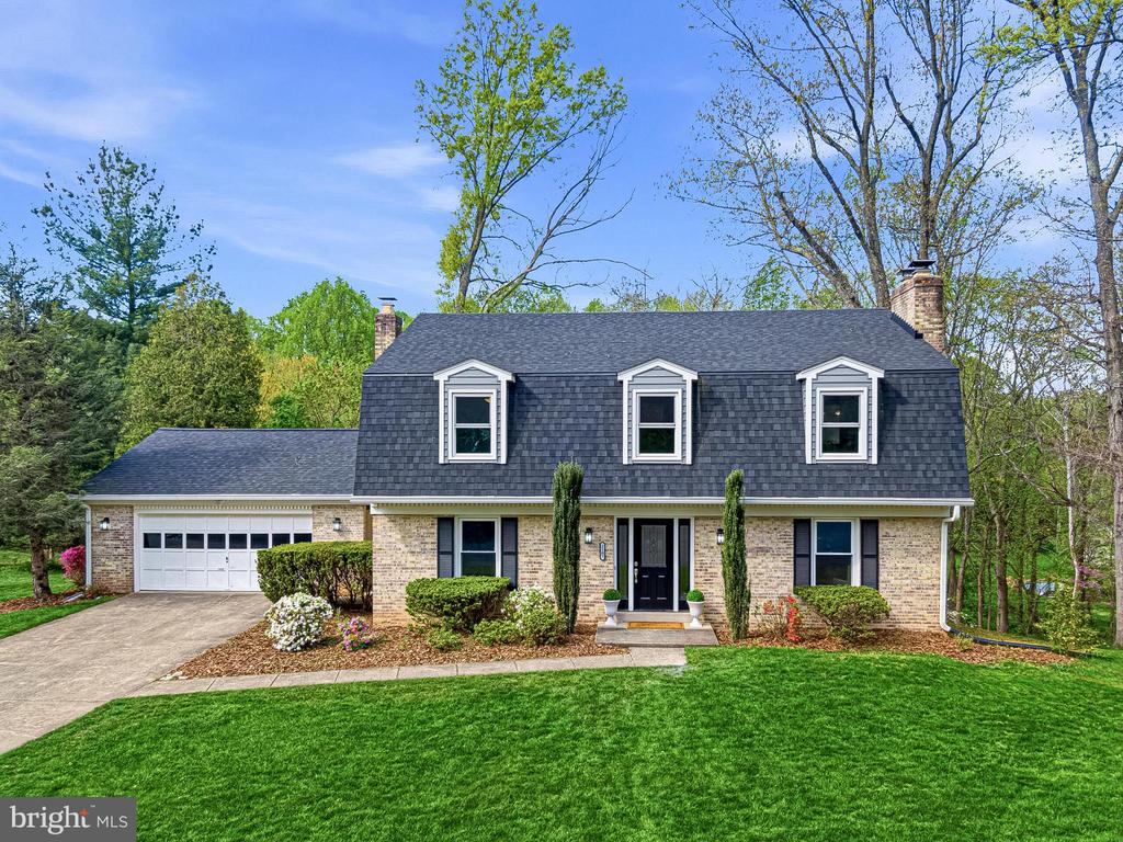 2102 TWIN MILL LANE