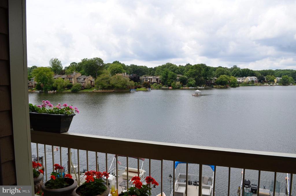 11162 HARBOR COURT